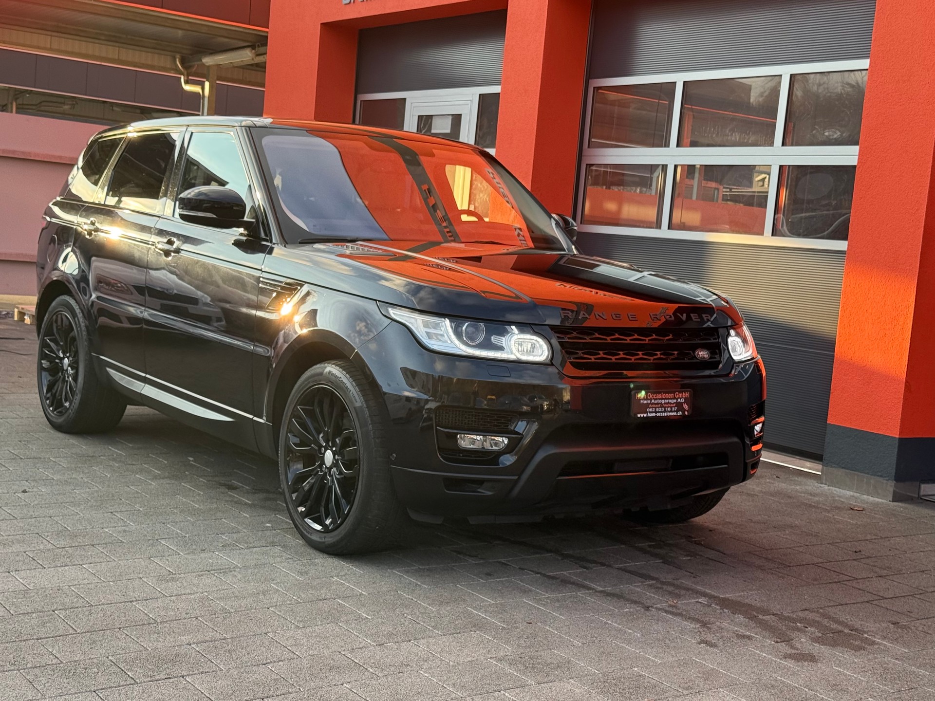 LAND ROVER Range Rover Sport 3.0 TDV6 HSE Automatic-image-5