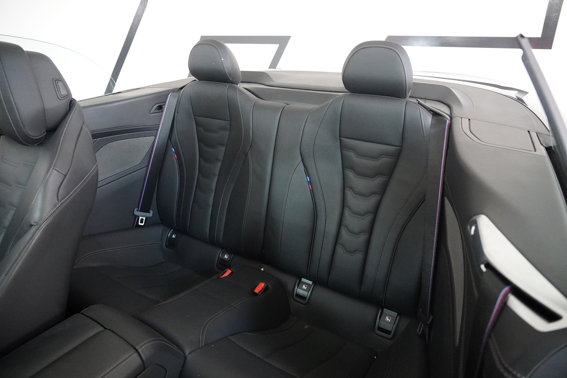 BMW 840i xDrive M Sport Pro Steptronic-image-20