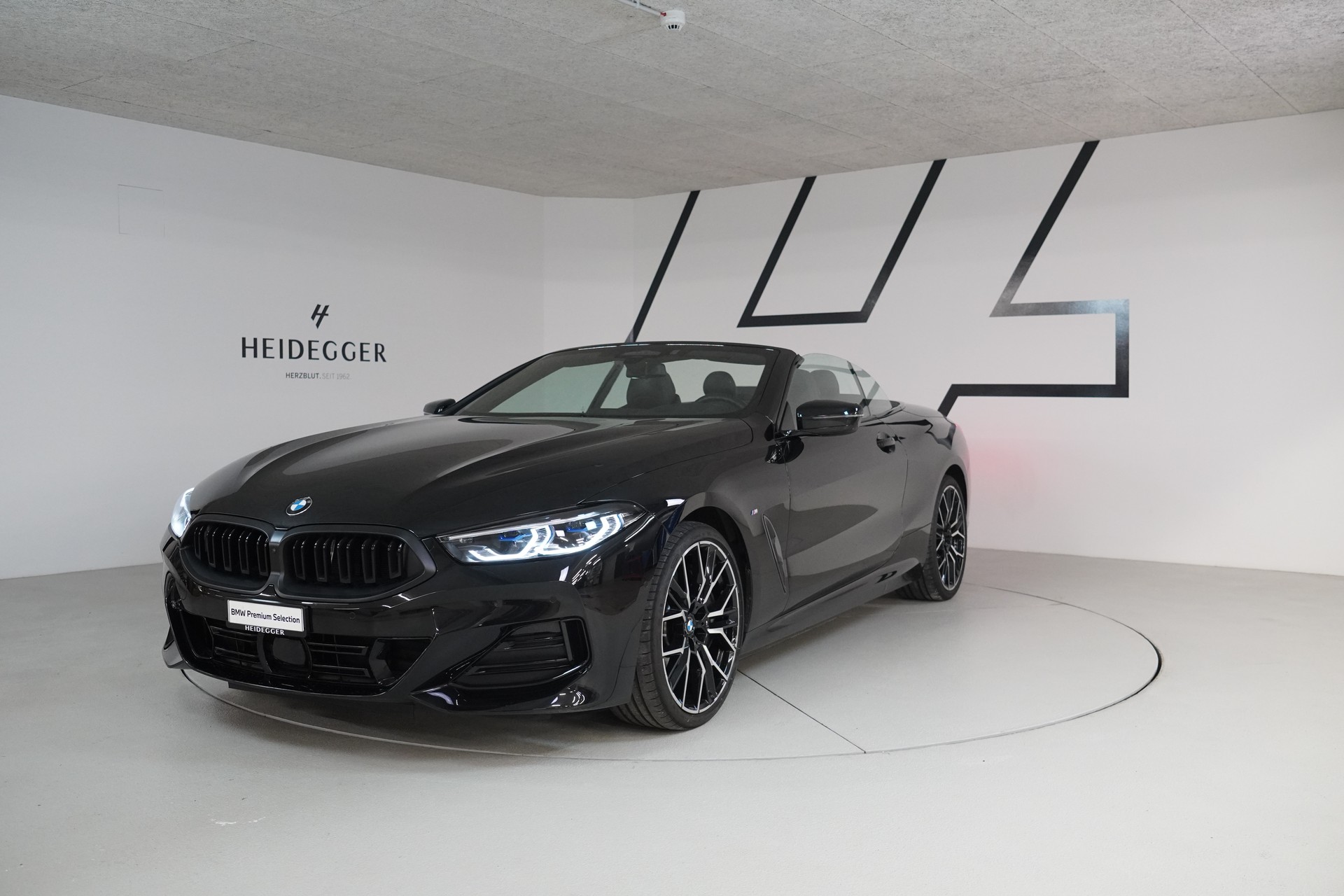 BMW 840i xDrive M Sport Pro Steptronic-image-10