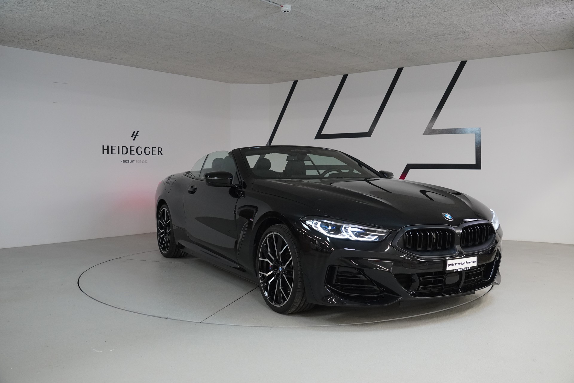 BMW 840i xDrive M Sport Pro Steptronic-image-8