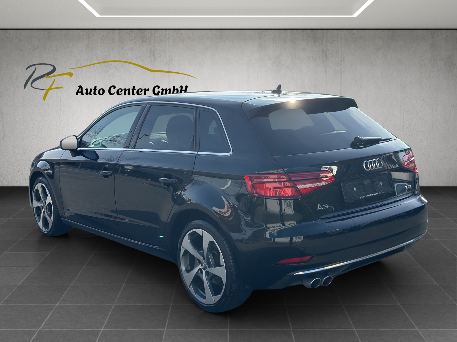 AUDI A3 Sportback 2.0 TDI Design S-tronic-image-5