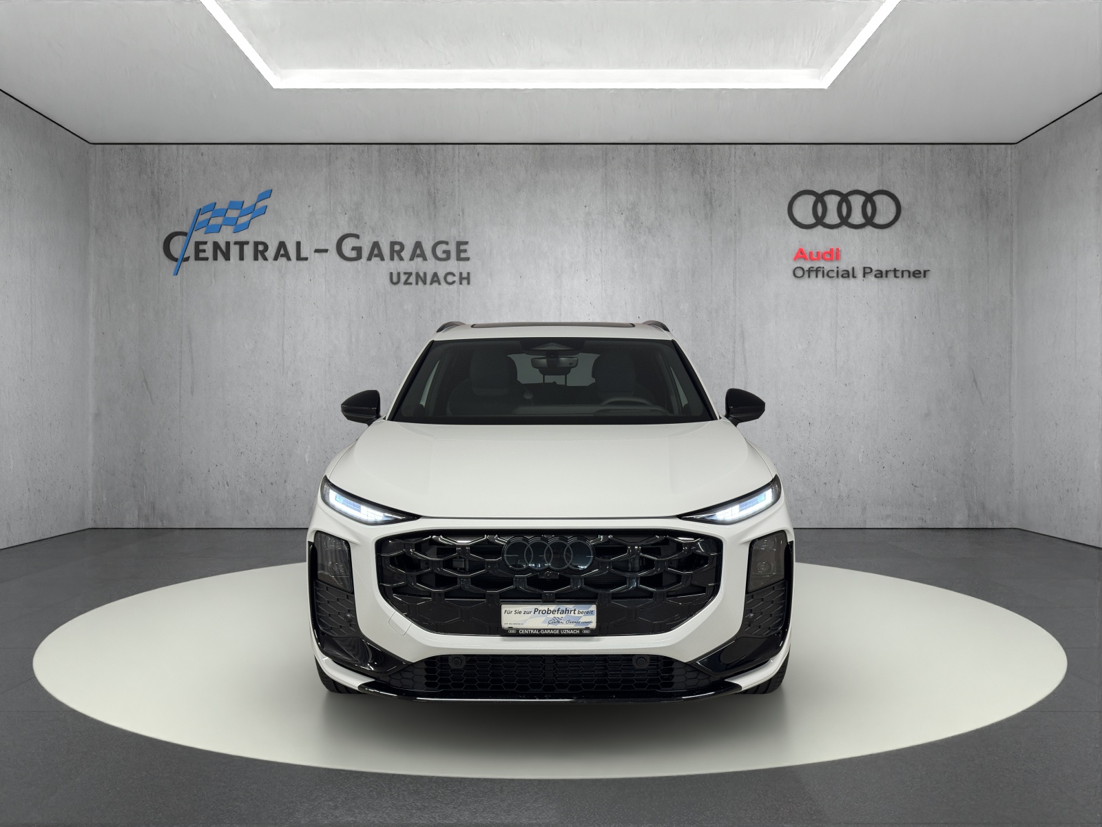 AUDI Q3 SUV TFSI quattro 195 kW S tronic-showroom-element-1
