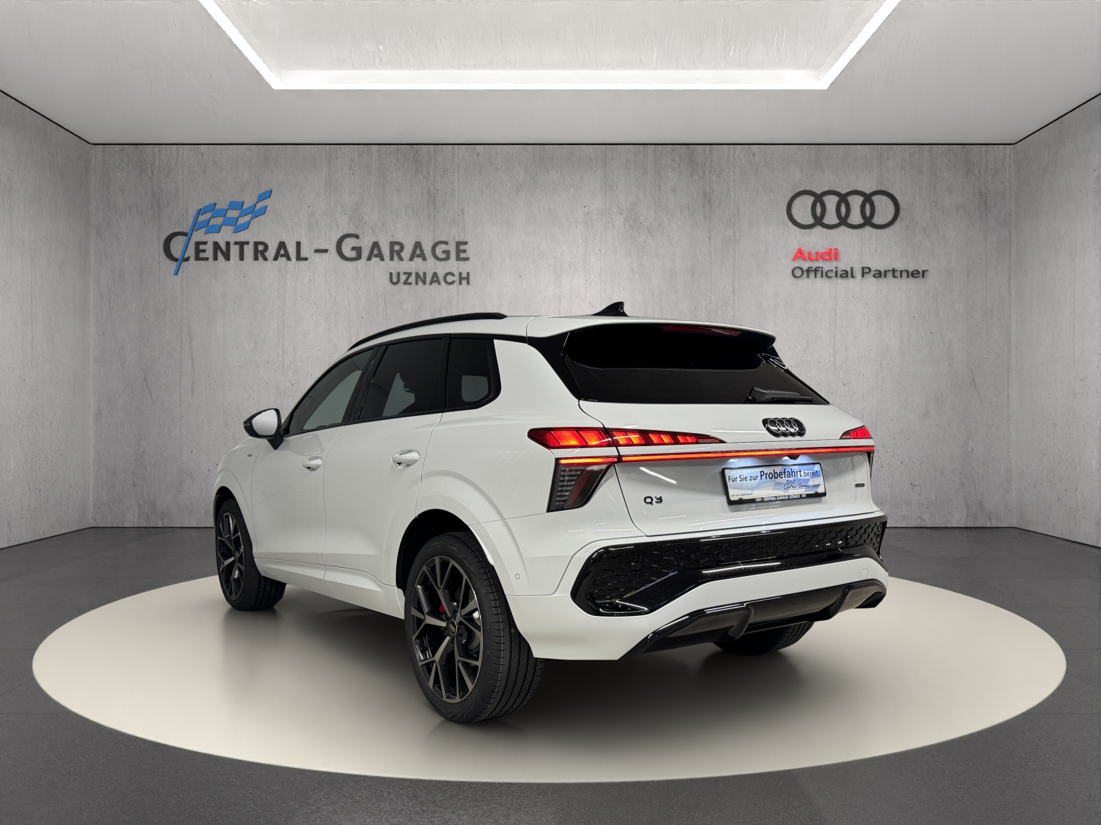 AUDI Q3 SUV TFSI quattro 195 kW S tronic-showroom-element-2