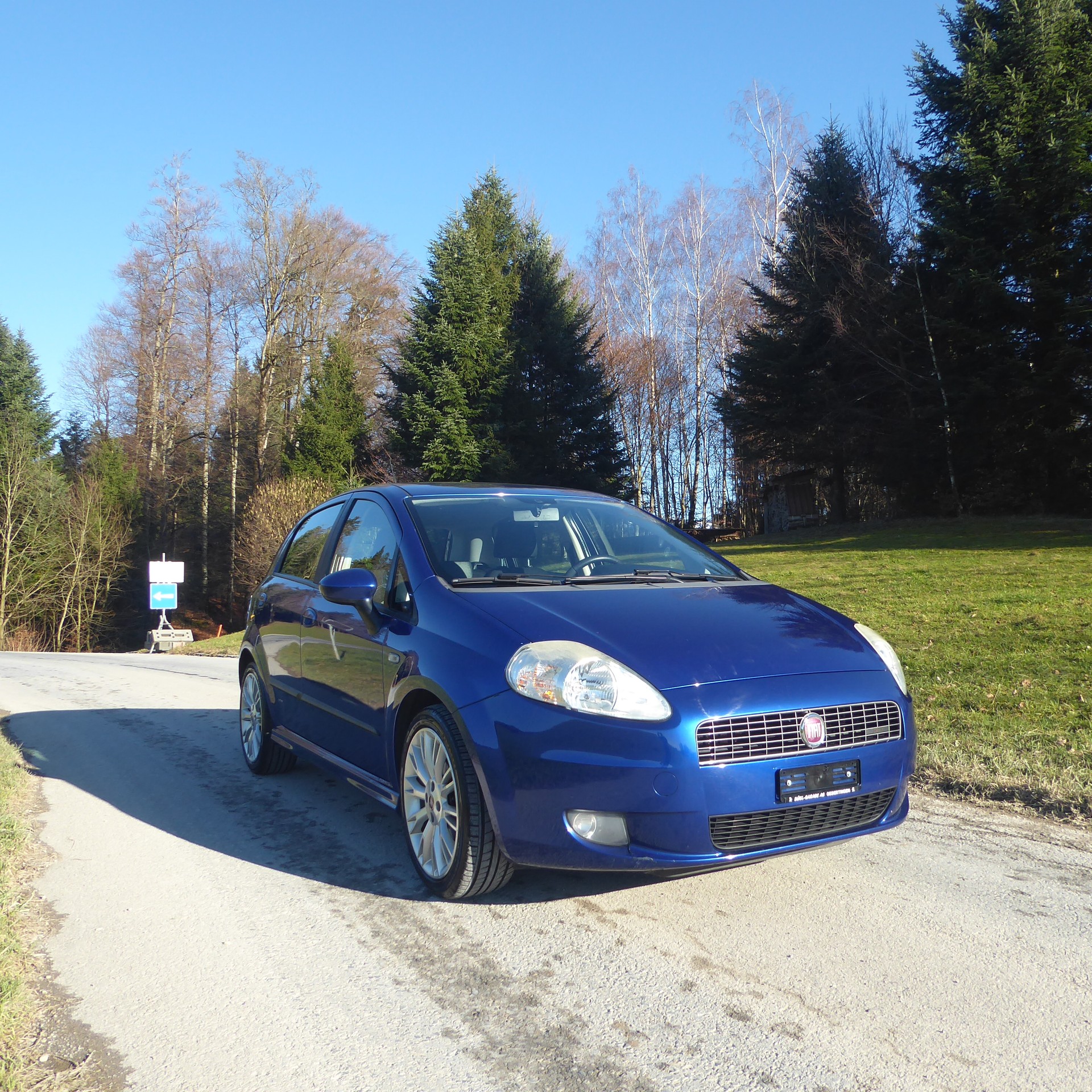 FIAT Punto 1.4 16V Turbo Emotion-image-1