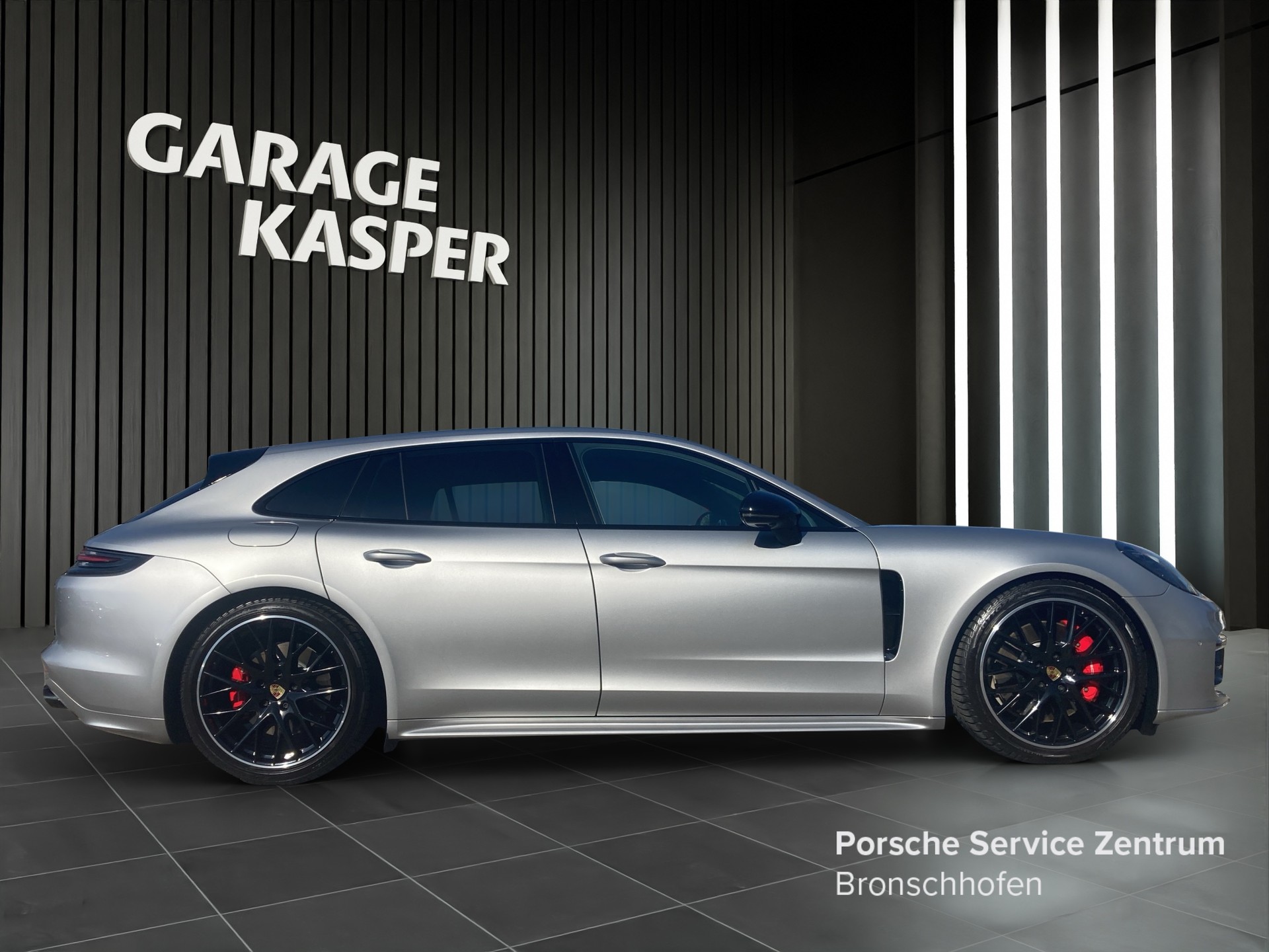 PORSCHE Panamera GTS Sport Turismo 4.0 V8-image-5