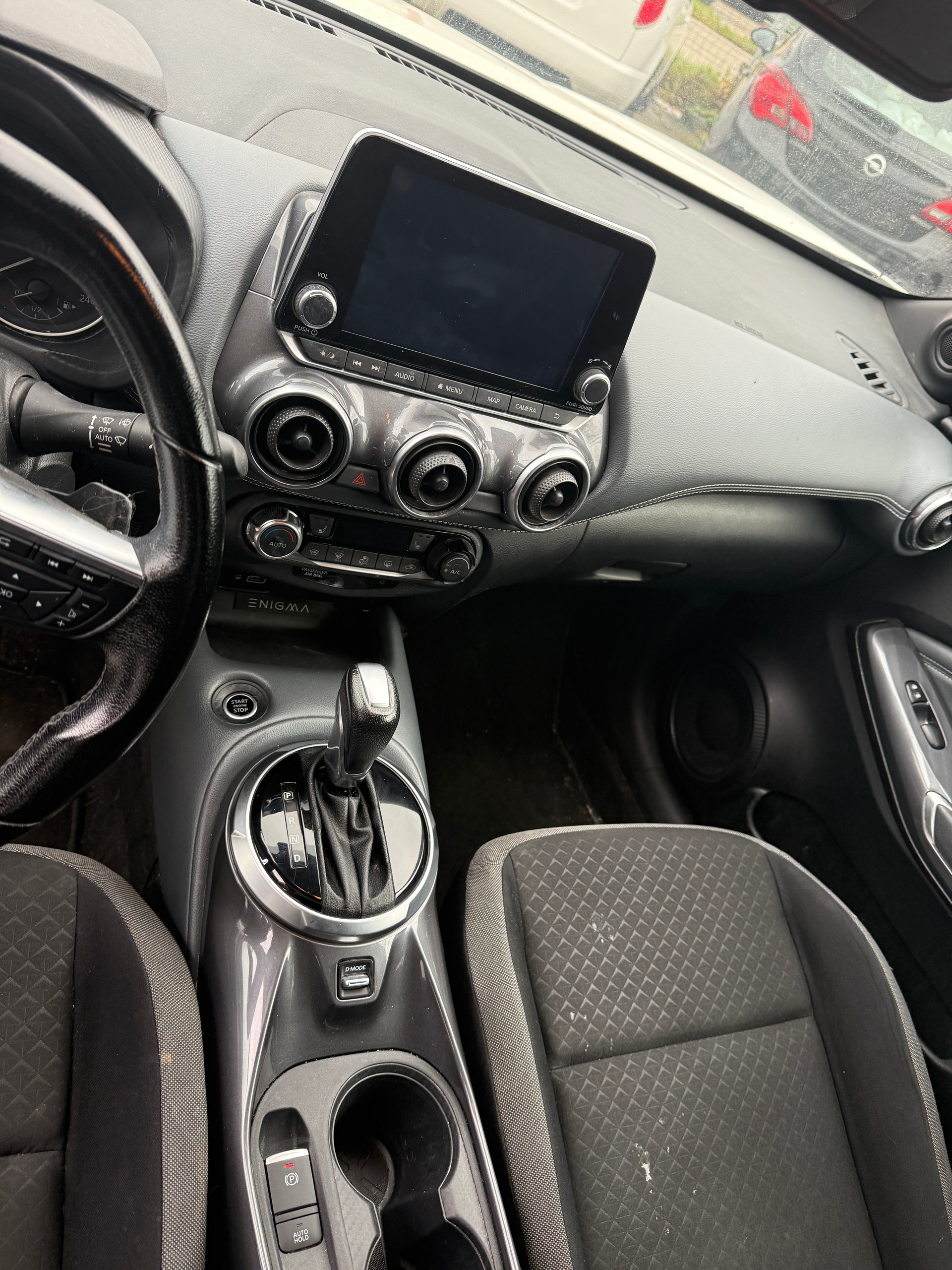 NISSAN Juke 1.0 DIG-T acenta DCT-image-7
