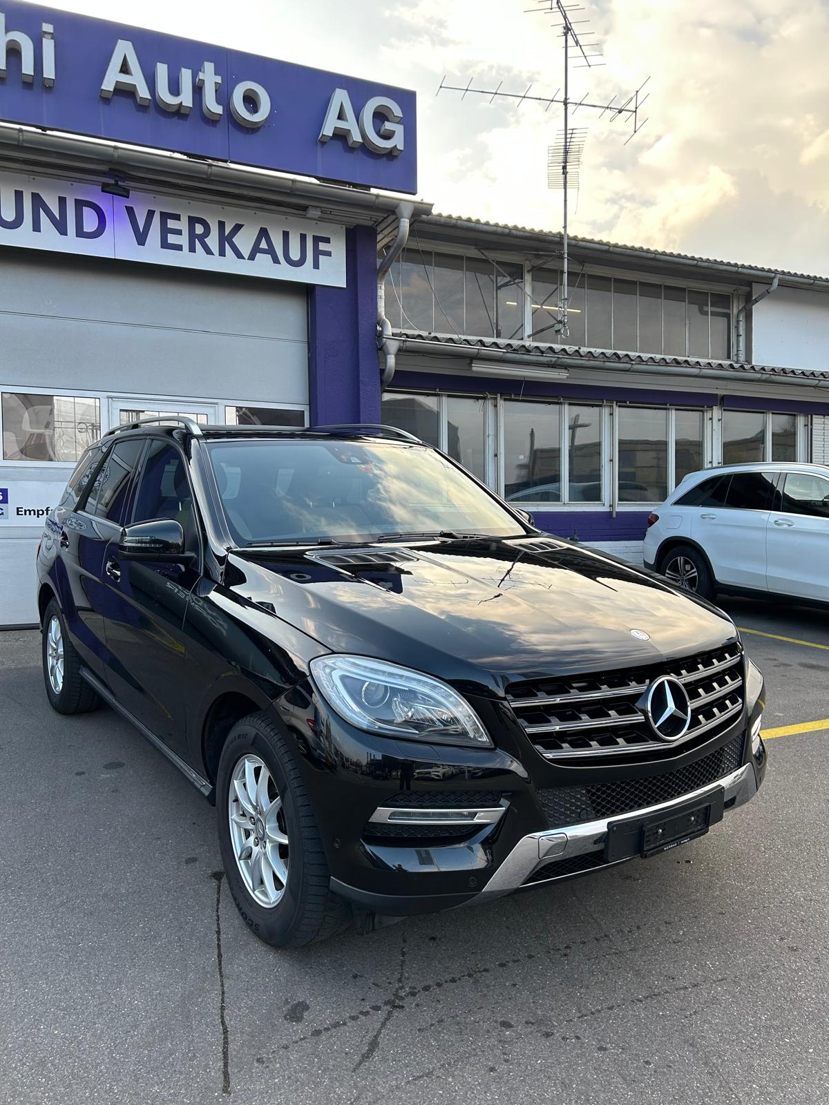 MERCEDES-BENZ ML 350 BlueTEC Executive 4Matic 7G-Tronic-image-1