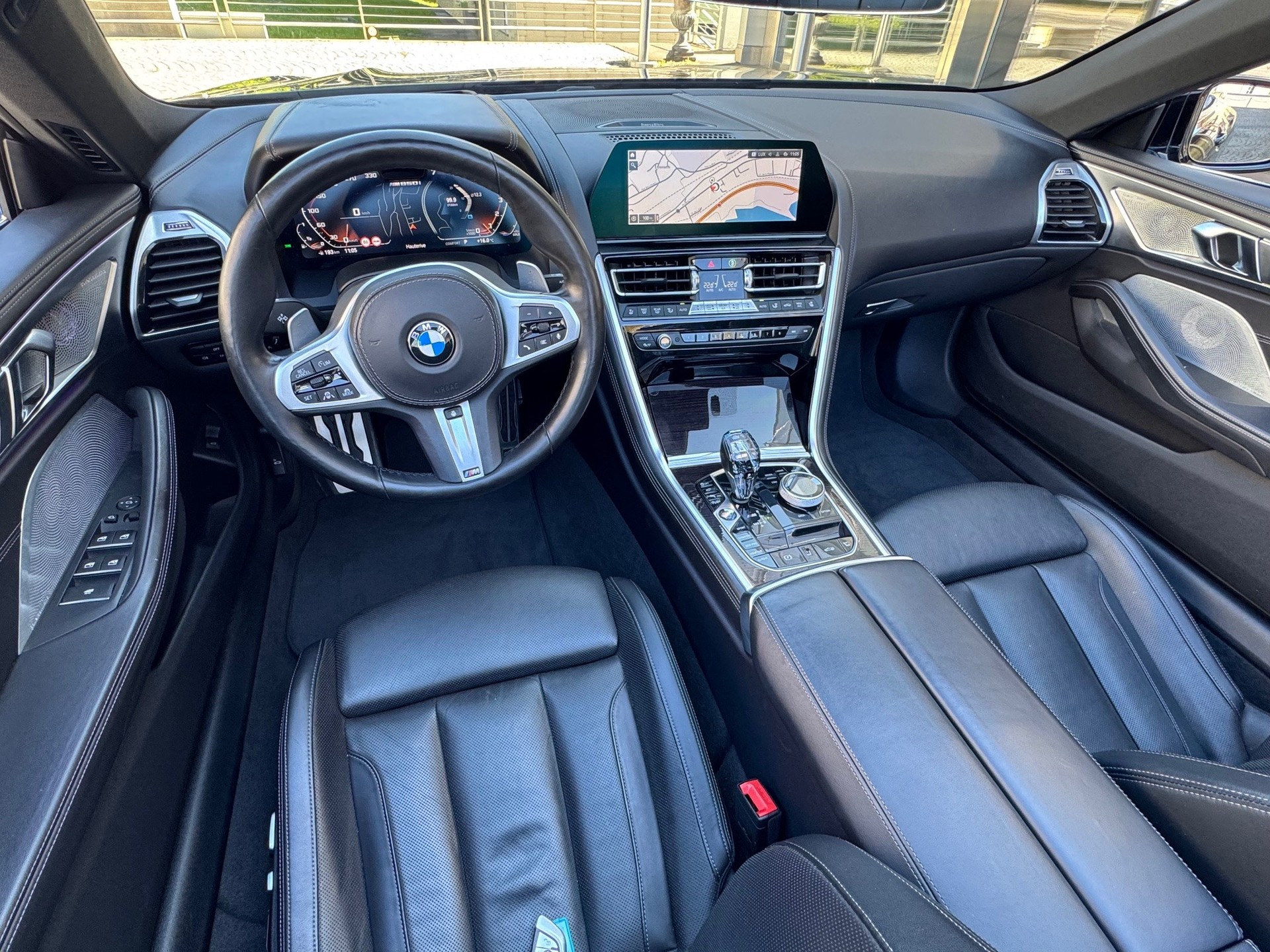 BMW M850i xDrive-image-7