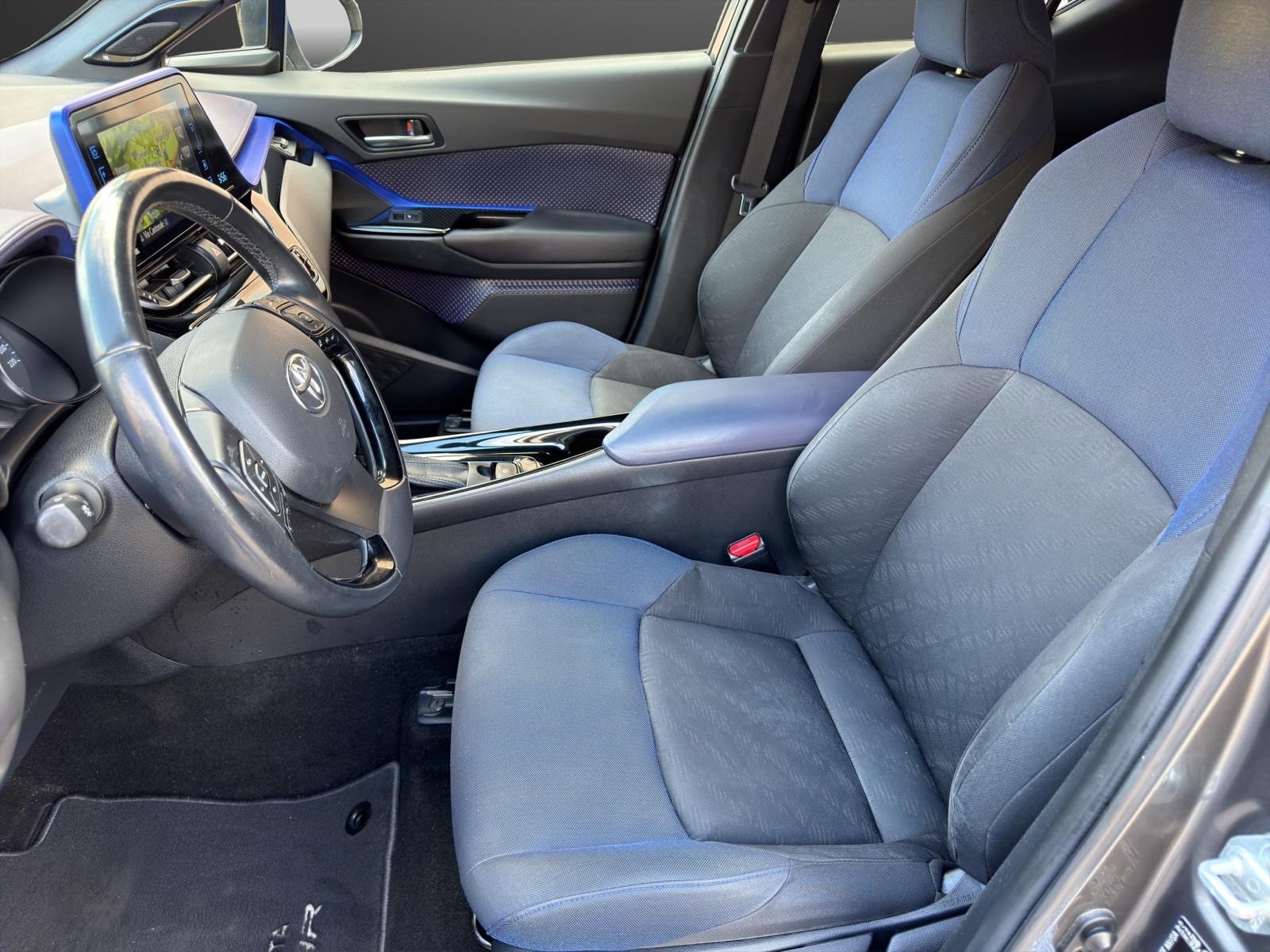 TOYOTA C-HR 1.2 Turbo Style 4WD Multidrive S-image-6
