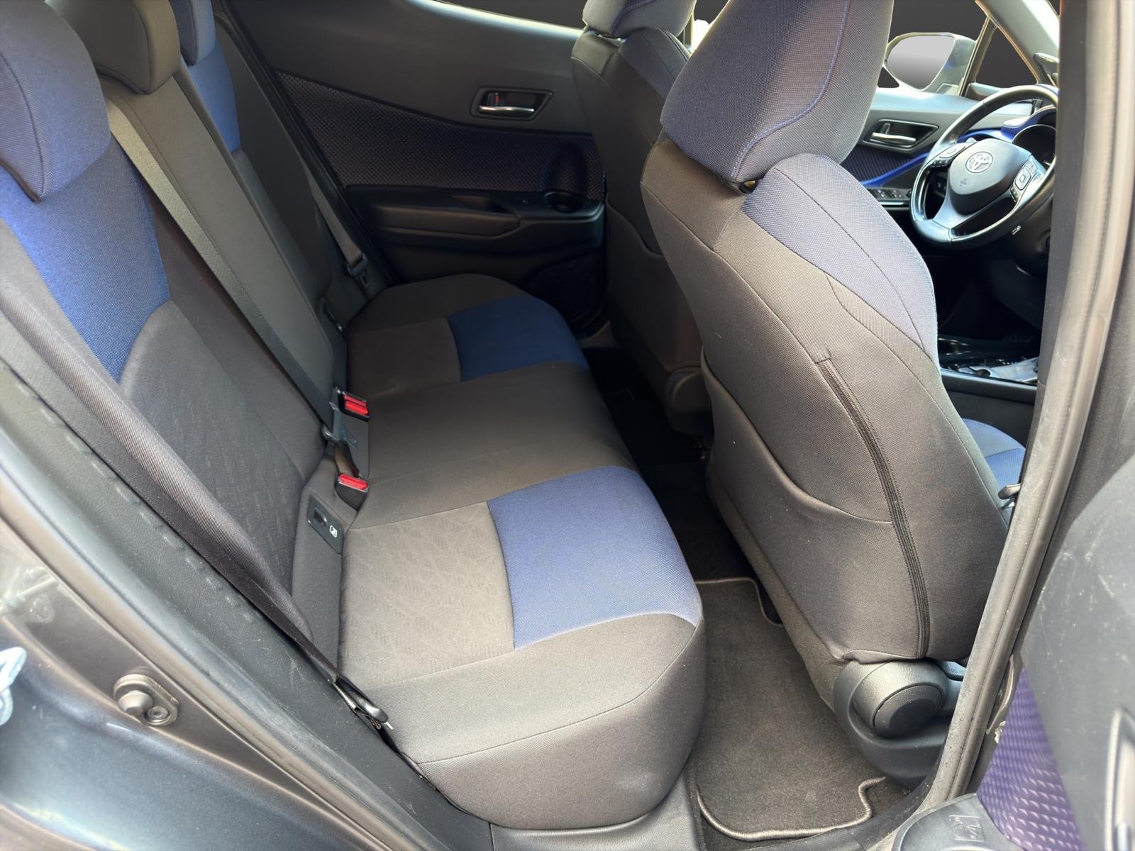 TOYOTA C-HR 1.2 Turbo Style 4WD Multidrive S-image-12