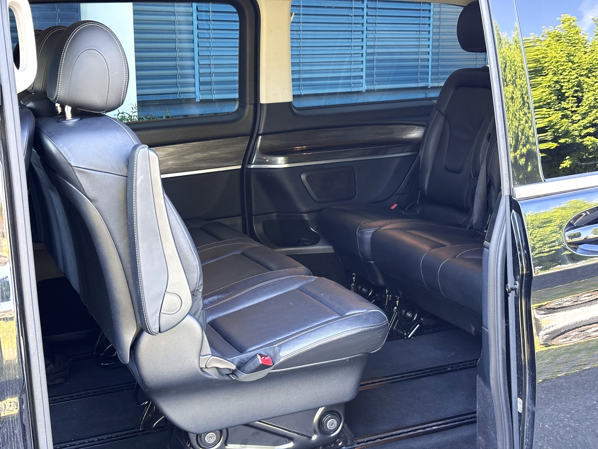 MERCEDES-BENZ V 250 d lang Avantgarde 4Matic G-Tronic-image-19