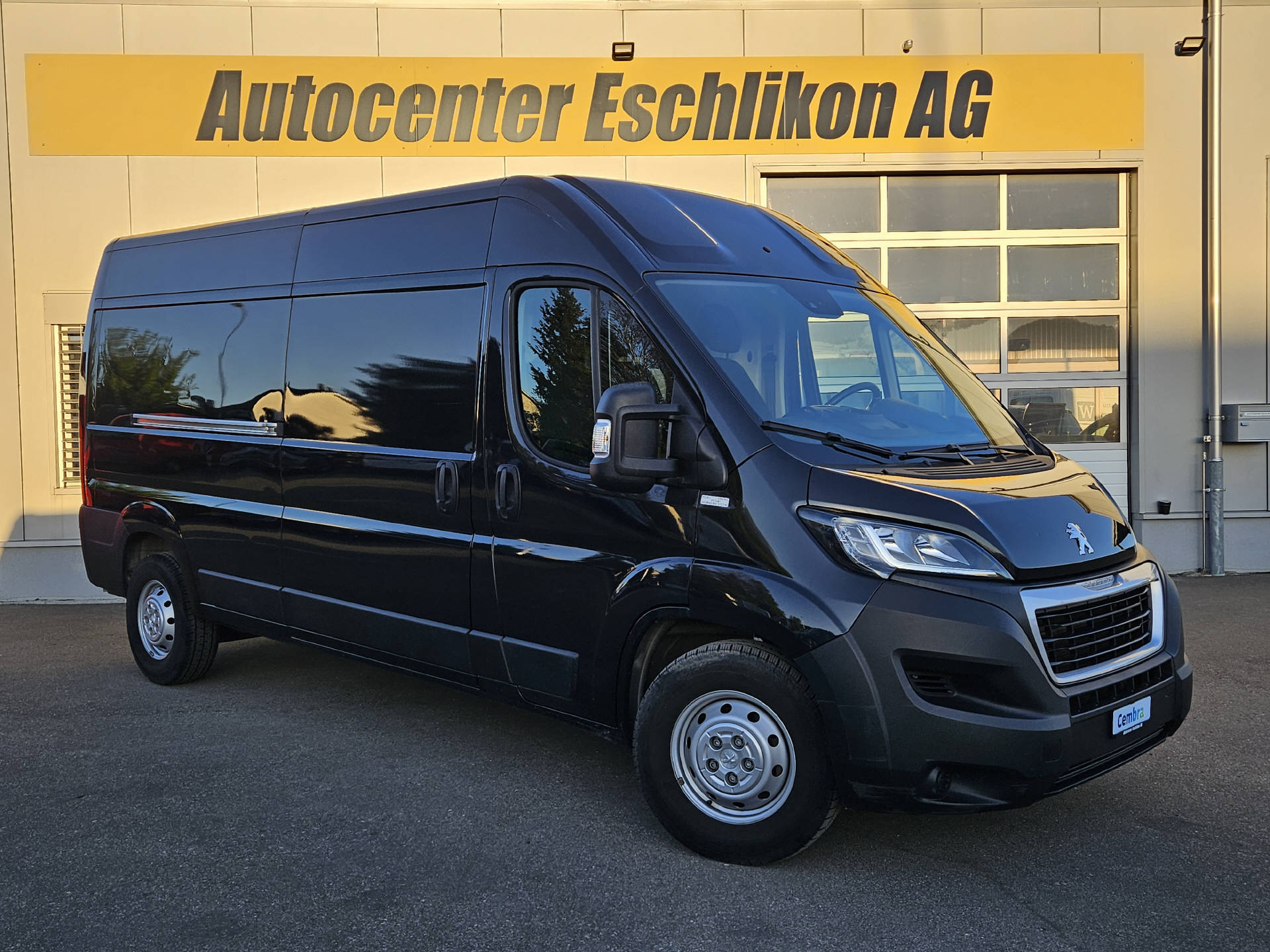 PEUGEOT Boxer Kaw. 435 L3H2 2.2 BlueHDi 165 S/S * Frisch ab Service * Rückfahrkamera *-showroom-element-2