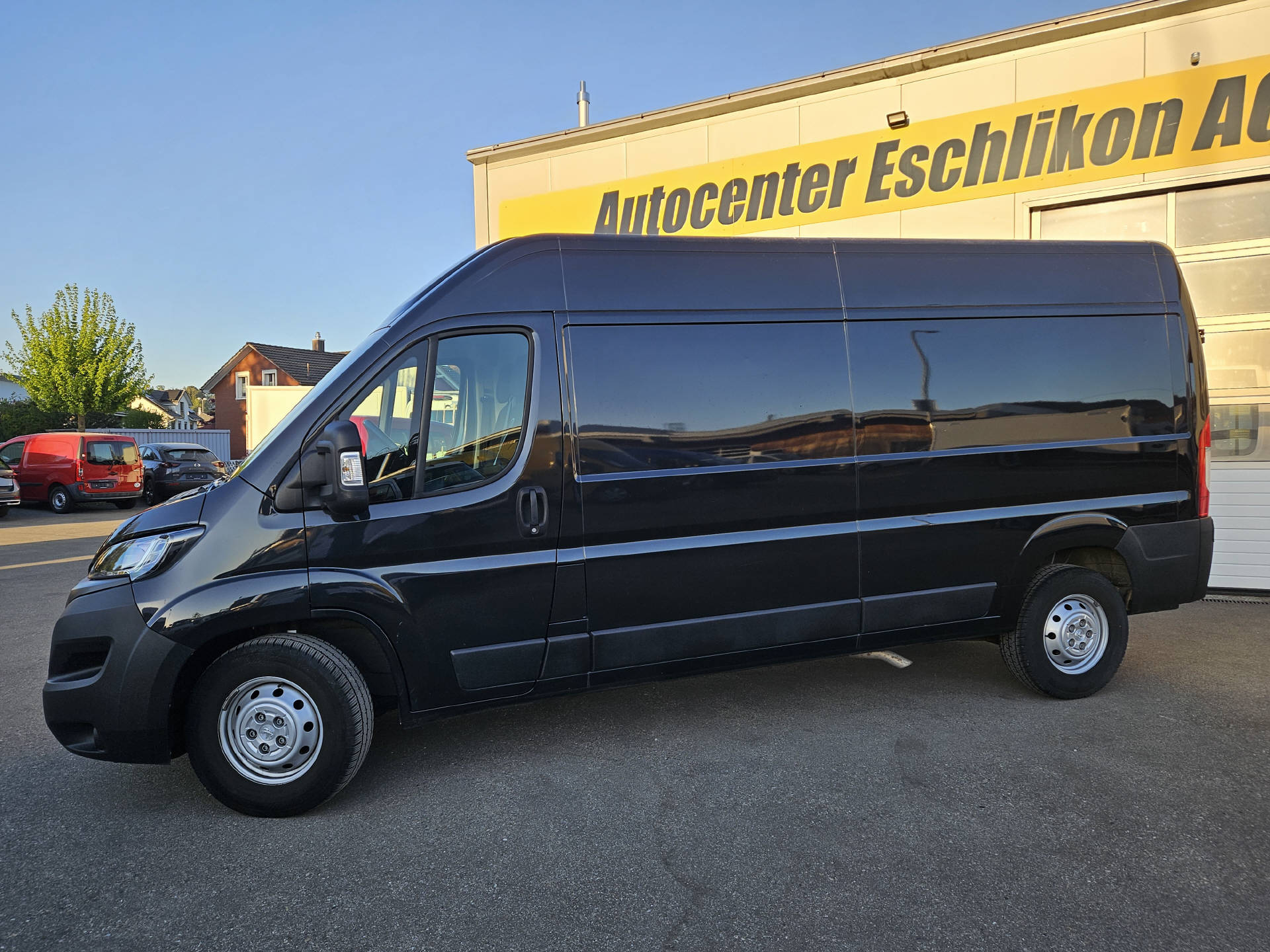 PEUGEOT Boxer Kaw. 435 L3H2 2.2 BlueHDi 165 S/S * Frisch ab Service * Rückfahrkamera *-showroom-element-1