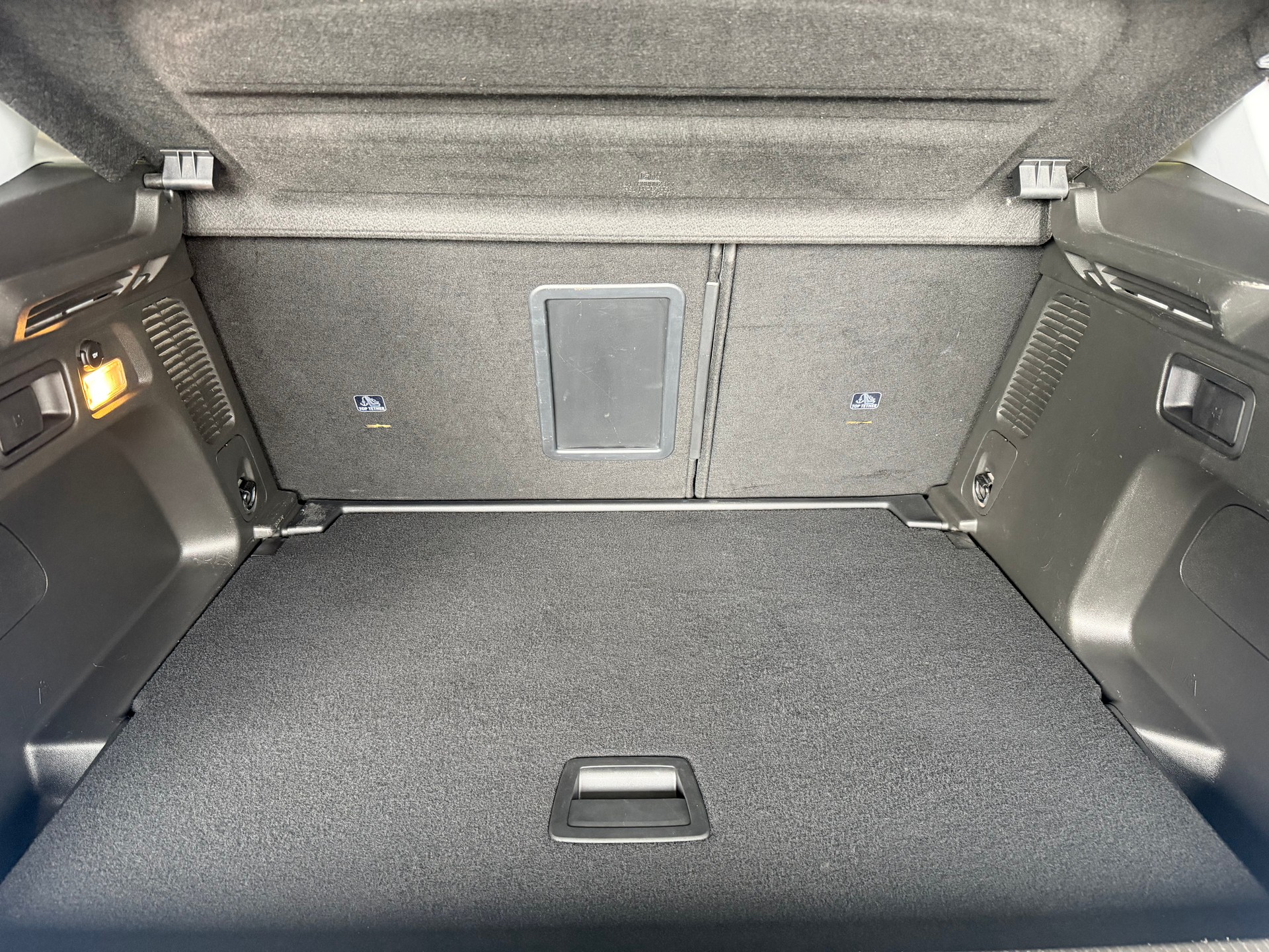 OPEL Grandland X 2.0CDTi Ultimate Automatik-image-12