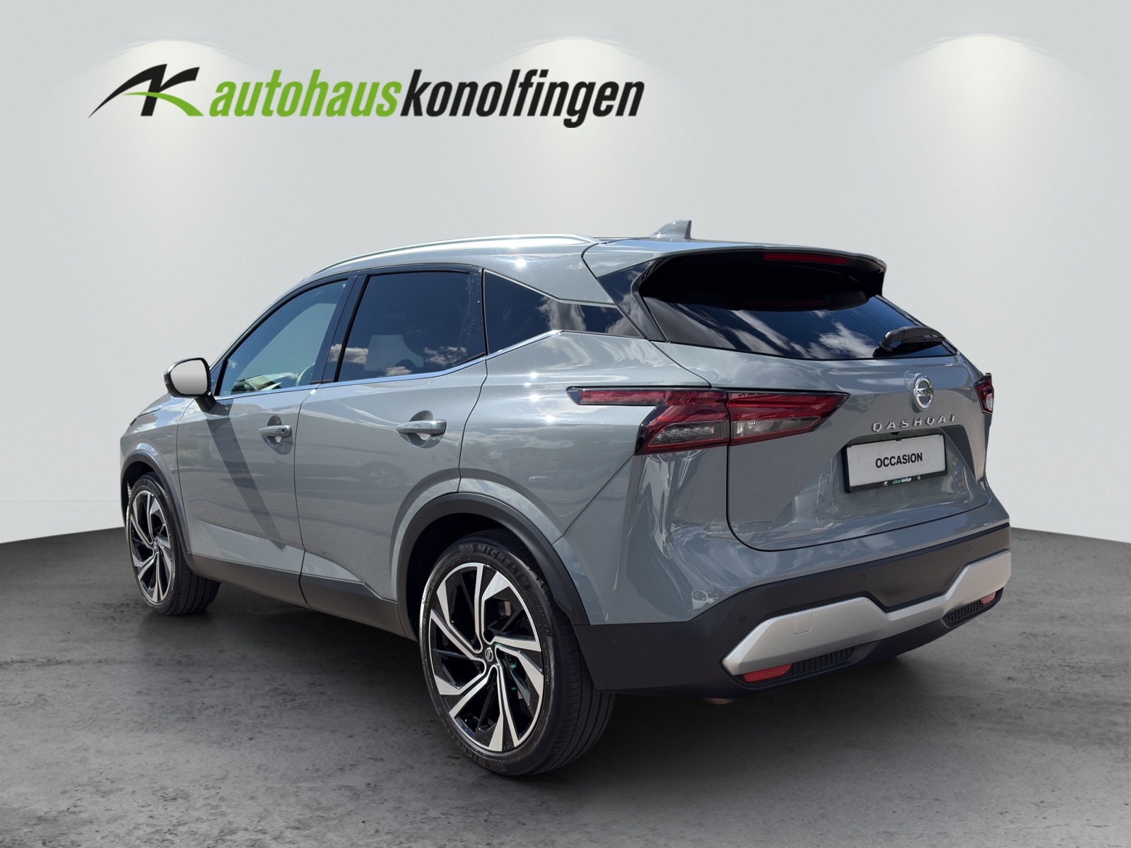 NISSAN Qashqai 1.3 DIG-T Tekna+ 4x4-showroom-element-2