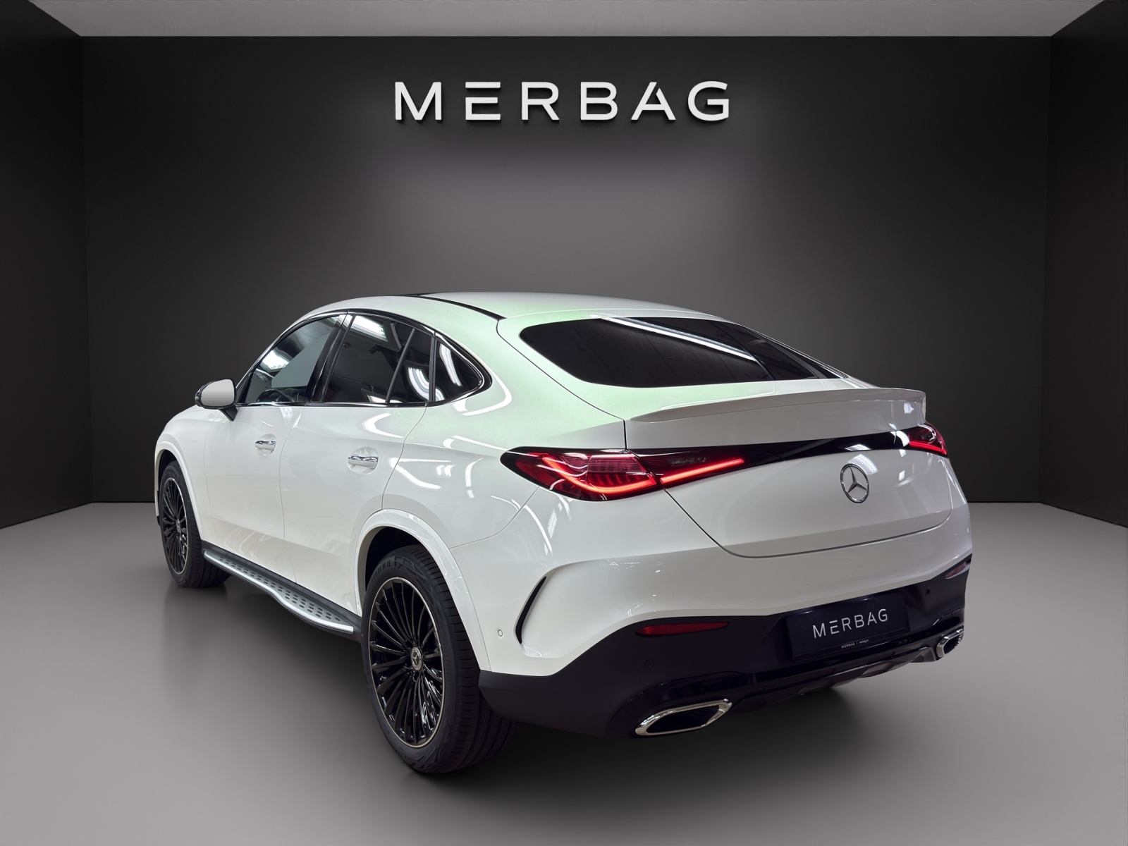 MERCEDES-BENZ GLC Coupé 300 4Matic 9G-Tronic-image-2