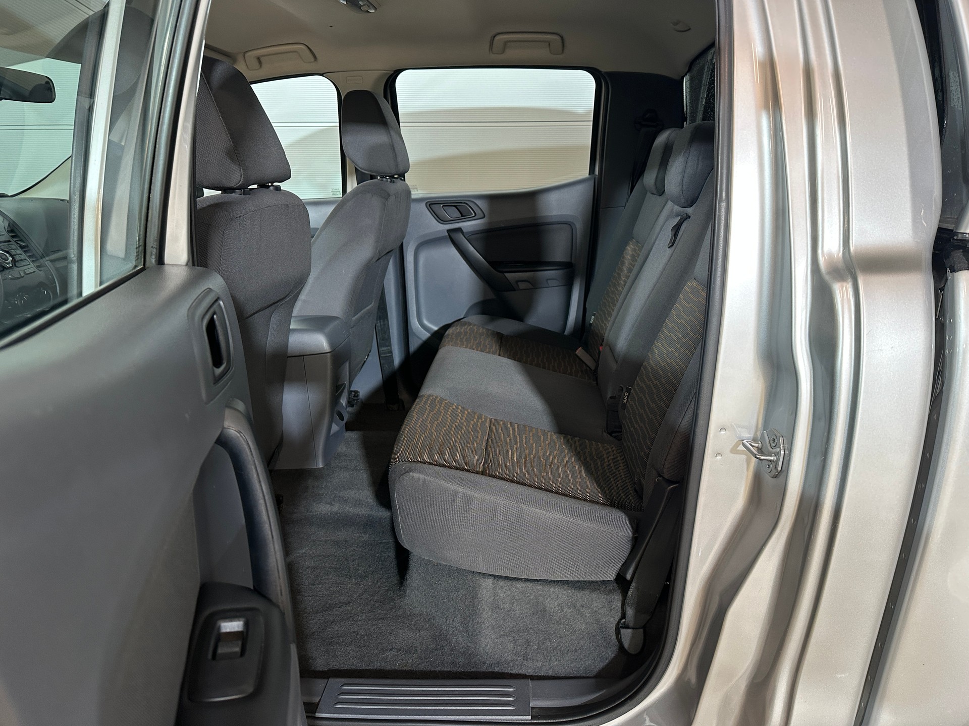 FORD Ranger XLT 2.2 TDCi 4x4-image-11