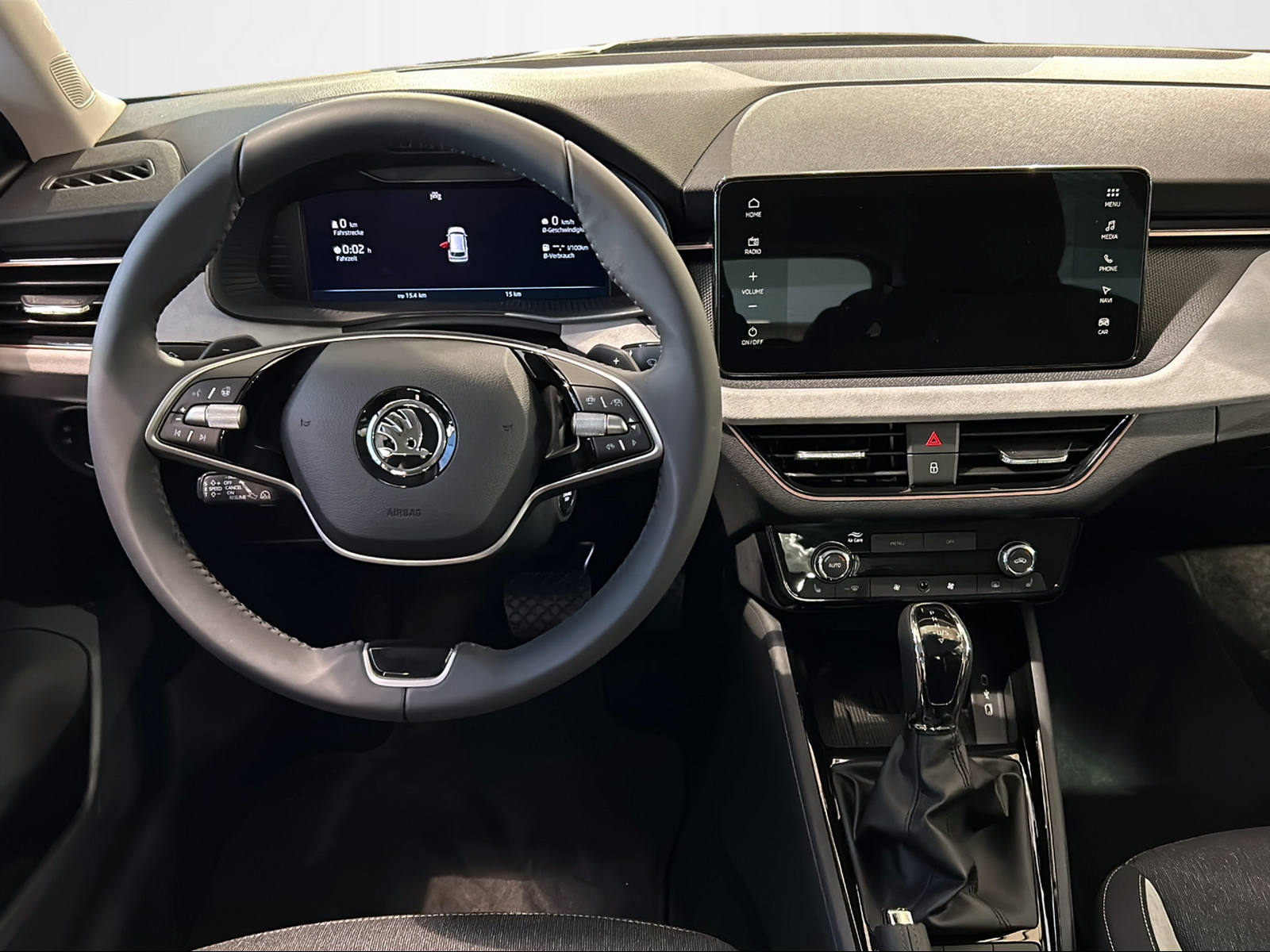 SKODA KAMIQ 1.0 TSI SELECTION DSG-image-7
