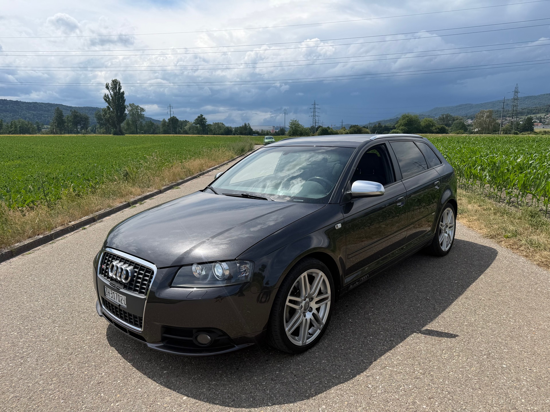 AUDI 2.0 TDI DSG ***FRISCH AB MFK***-showroom-element-1