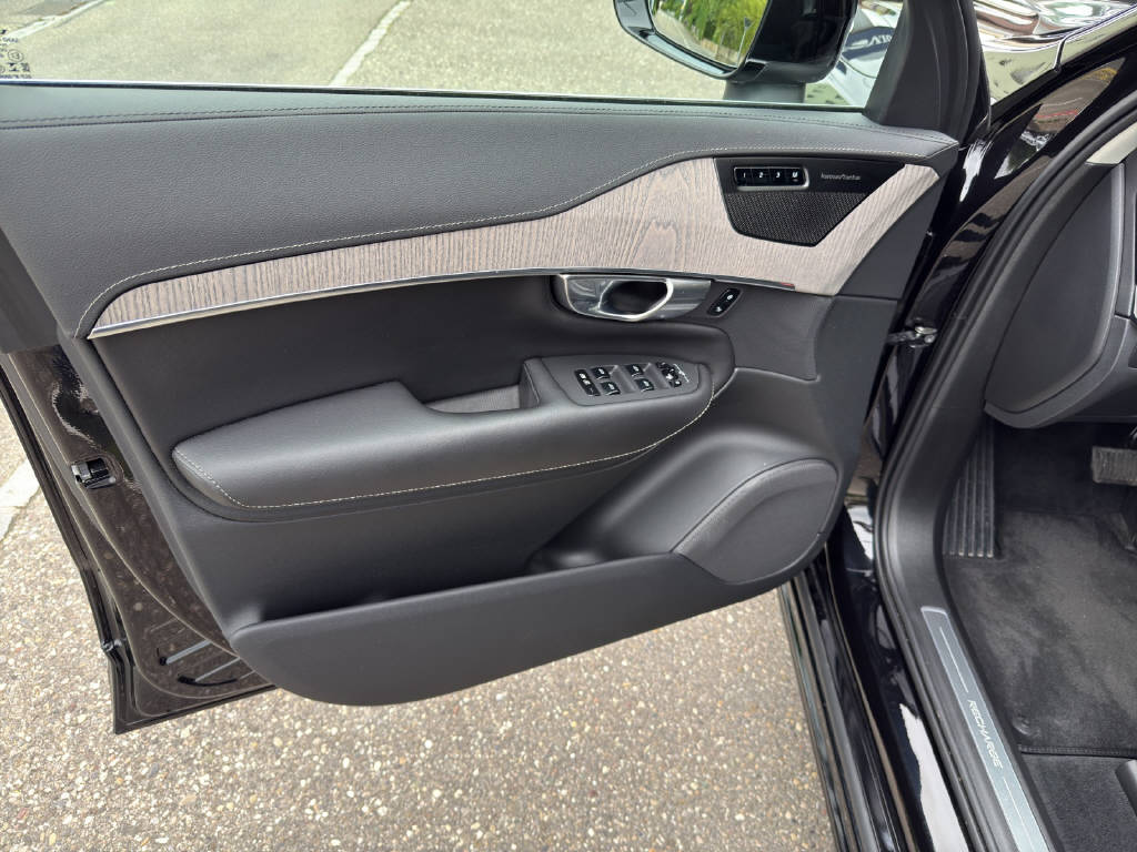 VOLVO XC90 2.0 T8 TE Inscription 7P. eAWD-image-7