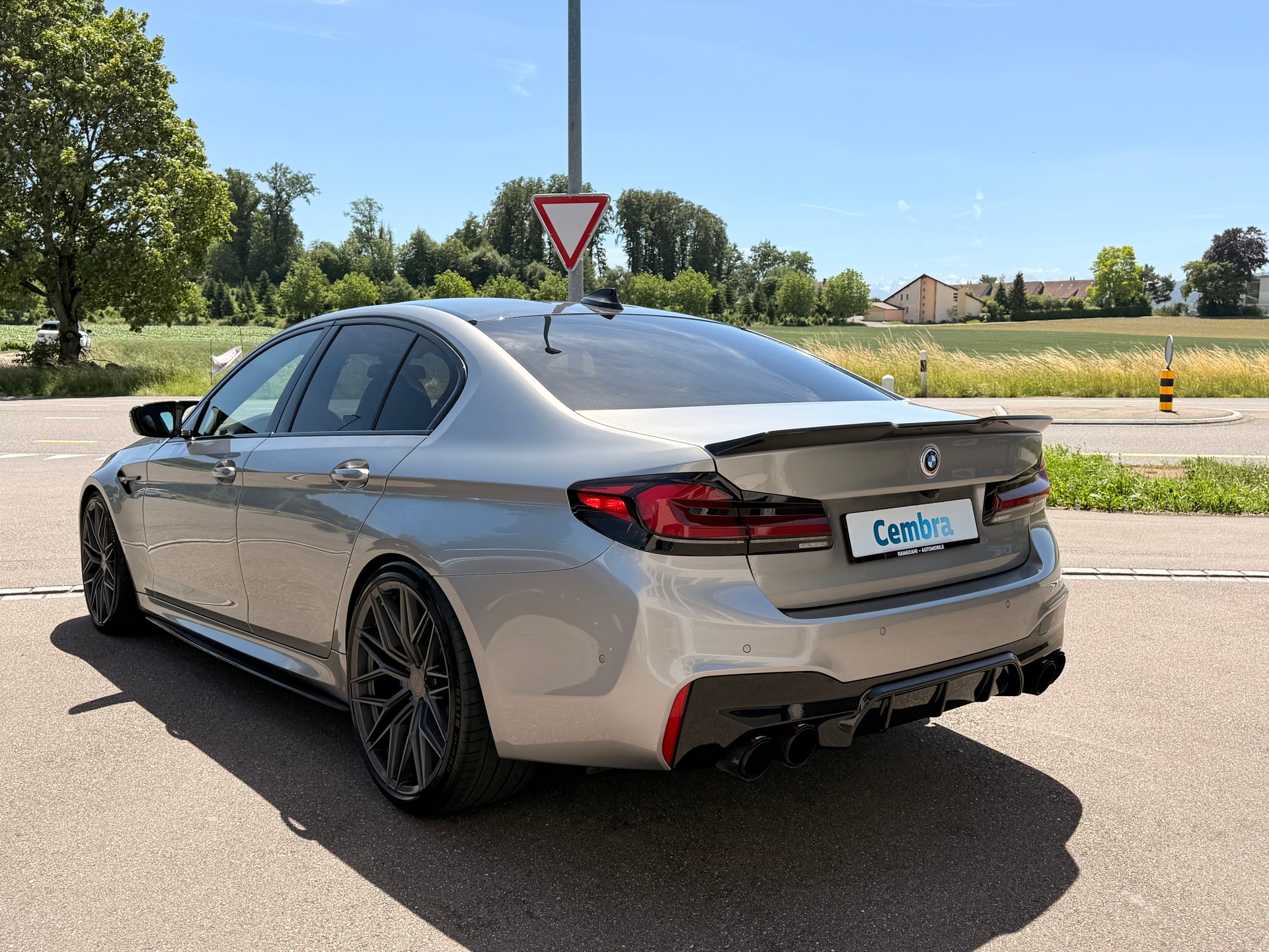 BMW M5 xDrive Competition Drivelogic-showroom-element-2