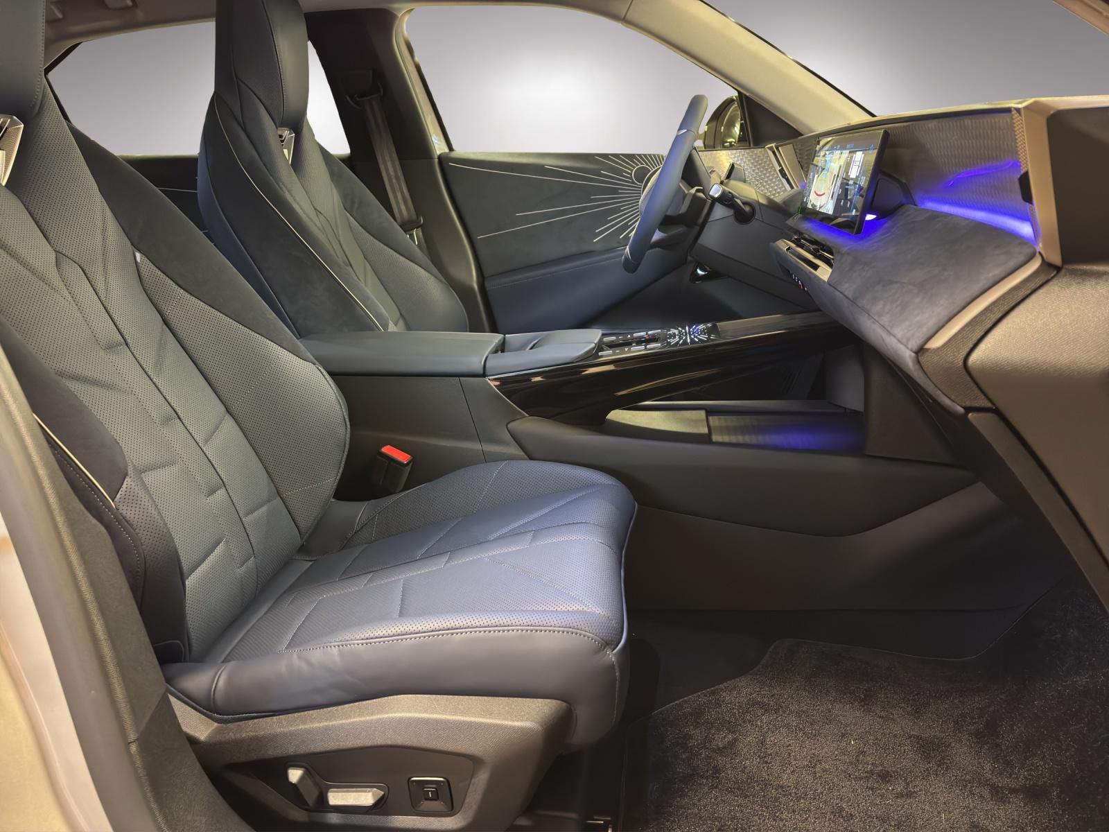 DS AUTOMOBILES No8 E-Tense Jules Verne-image-11