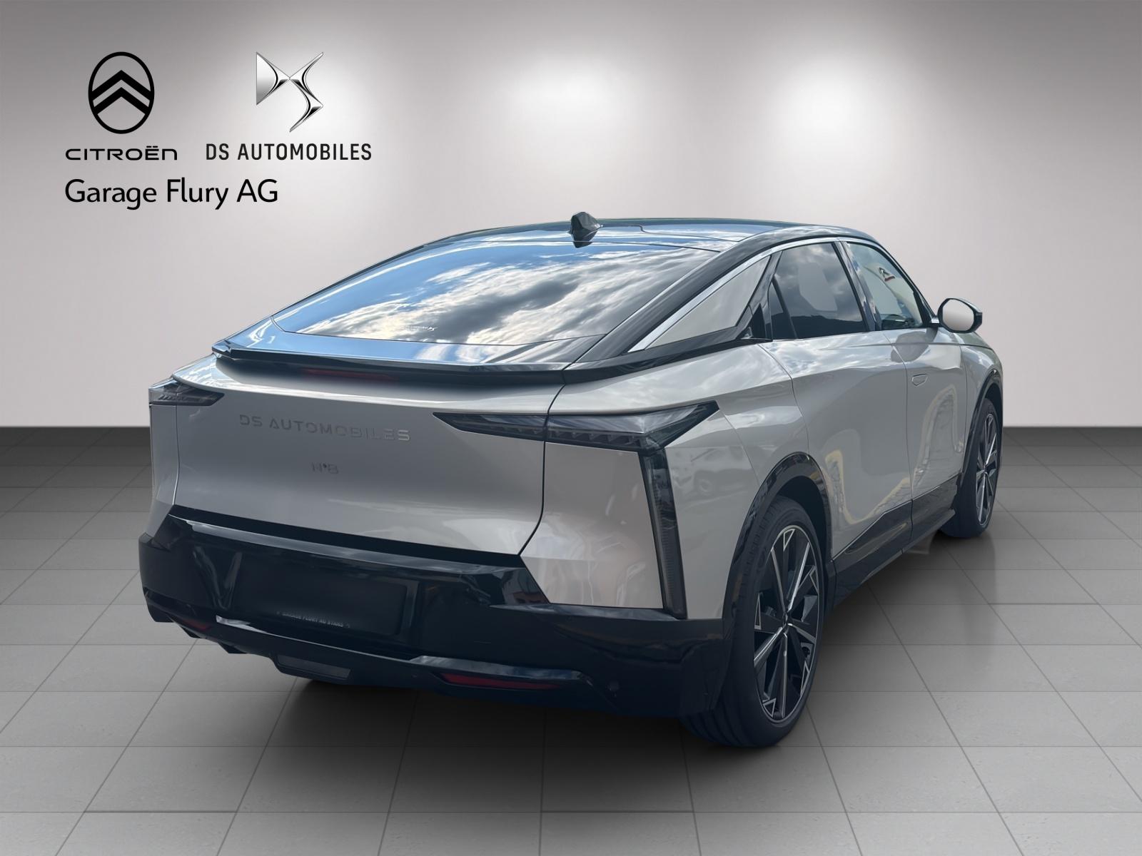 DS AUTOMOBILES No8 E-Tense Jules Verne-image-4