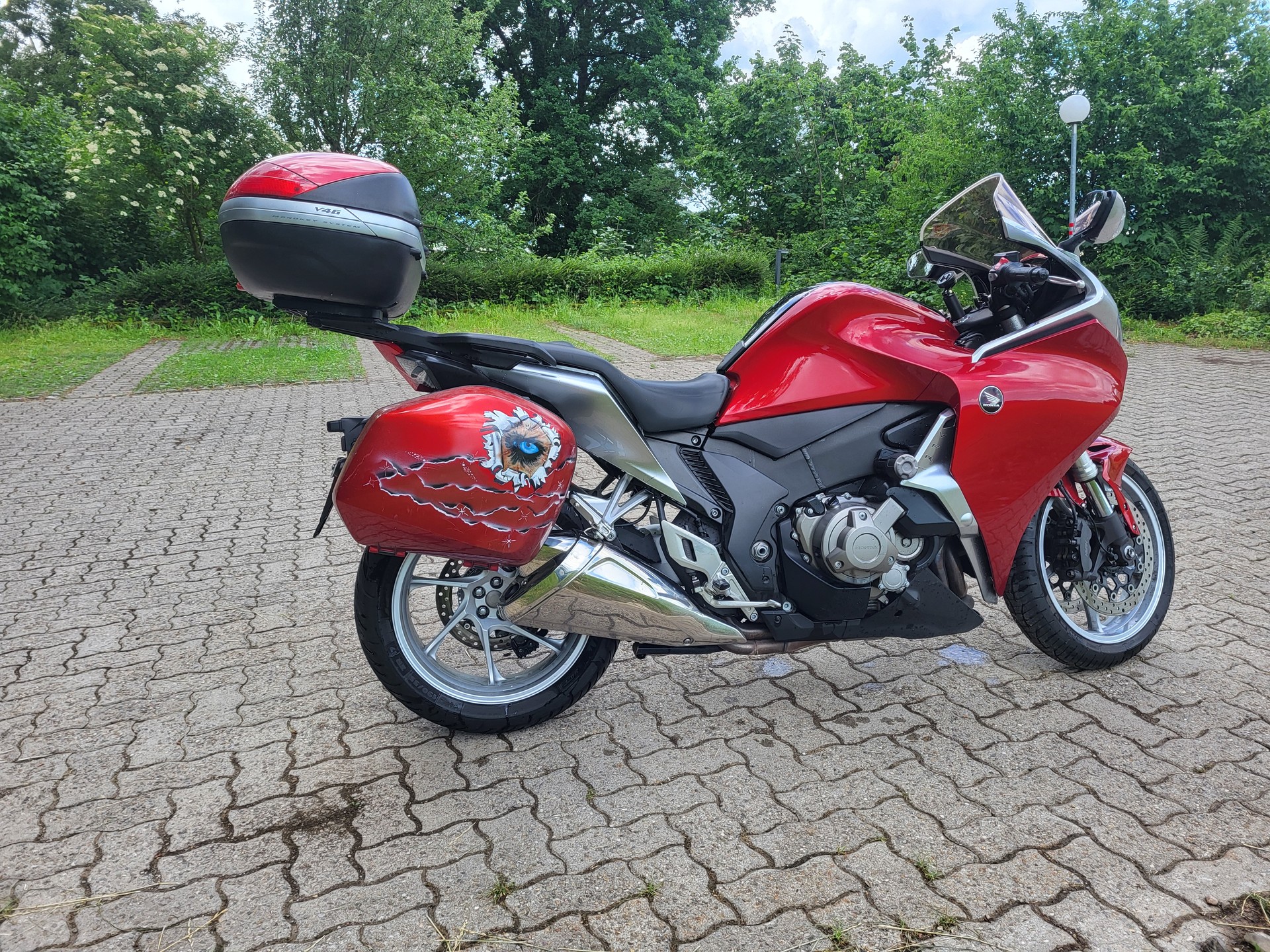 HONDA VFR 1200 FD DTC-image-3