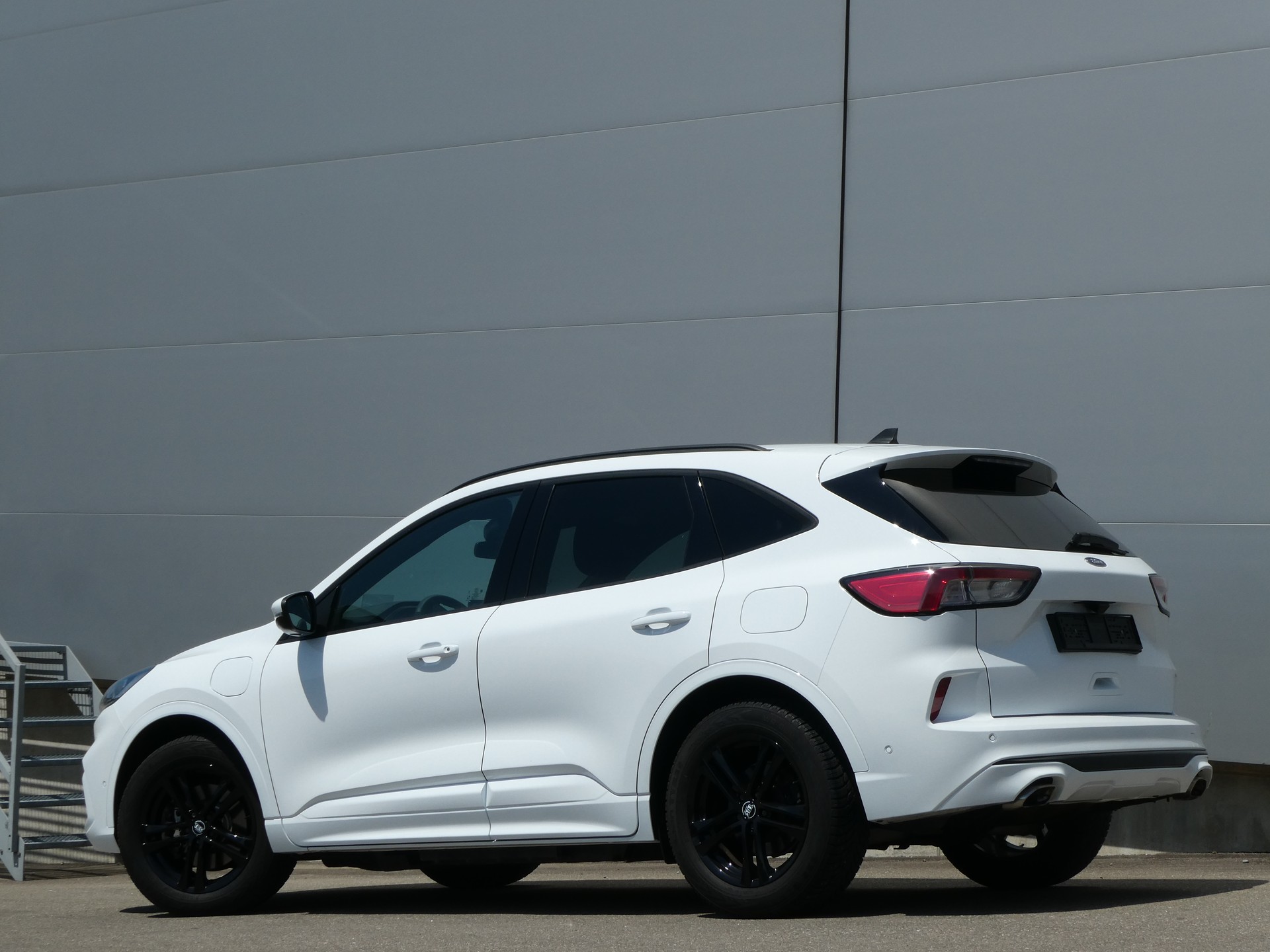 FORD Kuga 2.5 PHEV ST-Line 2WD-image-5