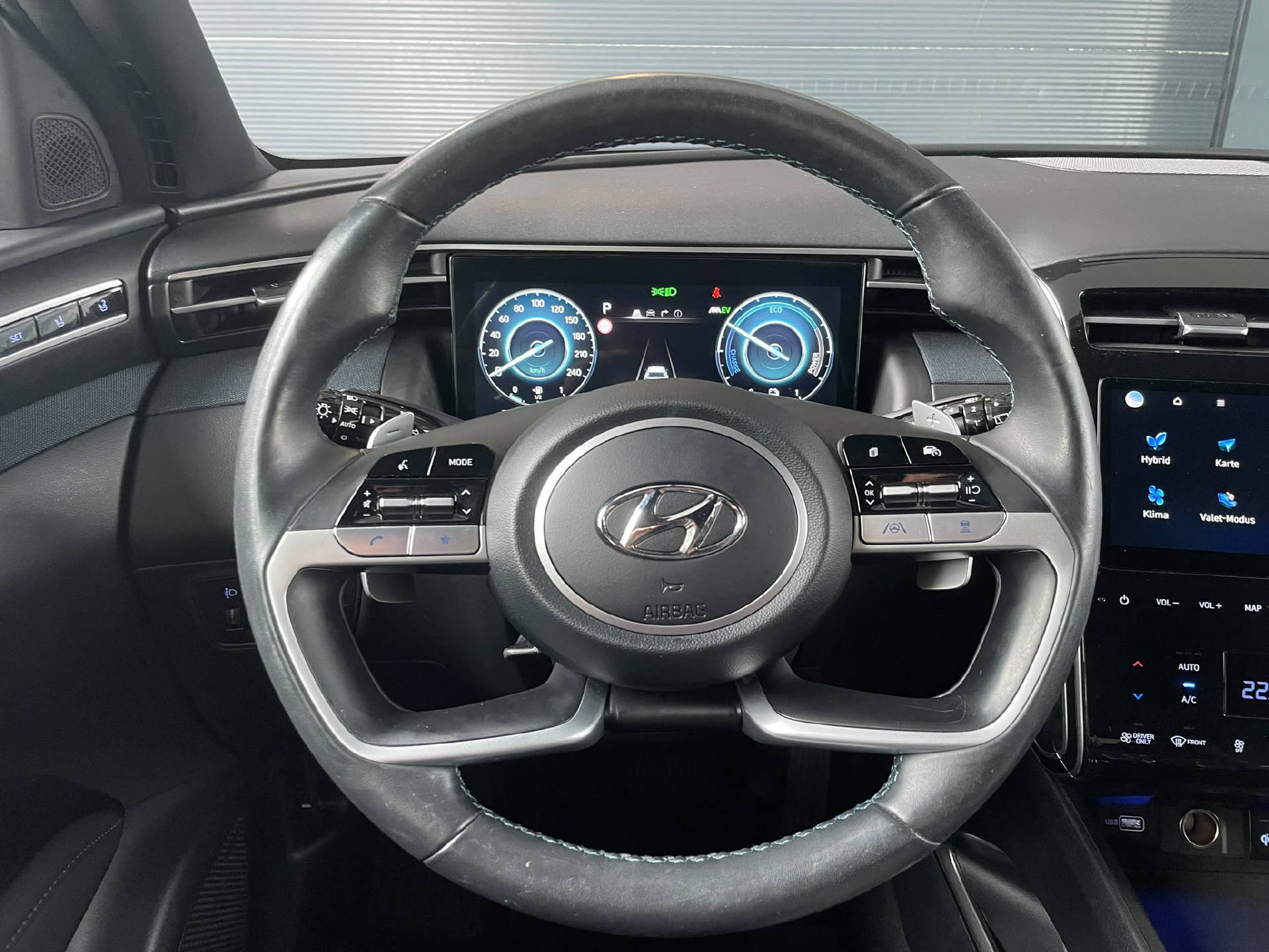 HYUNDAI Tucson 1.6 T-GDi HEV Origo 4WD-image-8