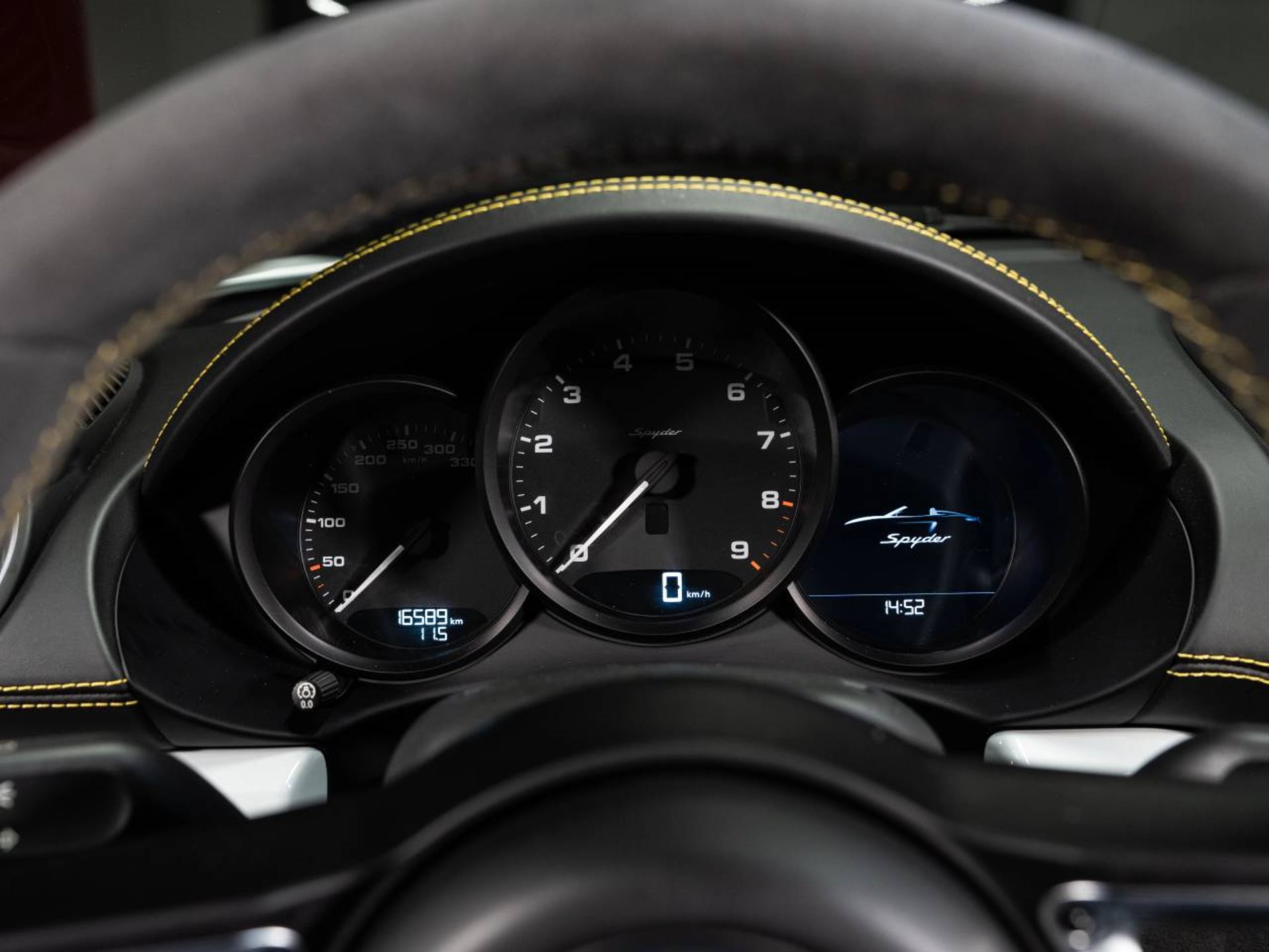 PORSCHE 718 Spyder-image-13