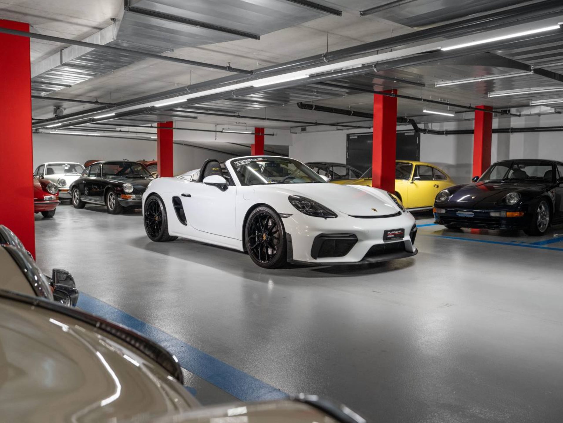 PORSCHE 718 Spyder-image-5