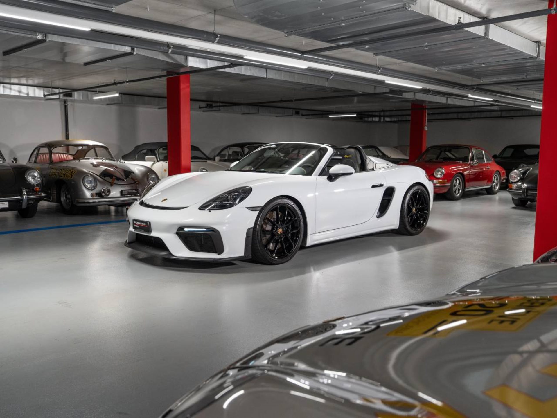 PORSCHE 718 Spyder