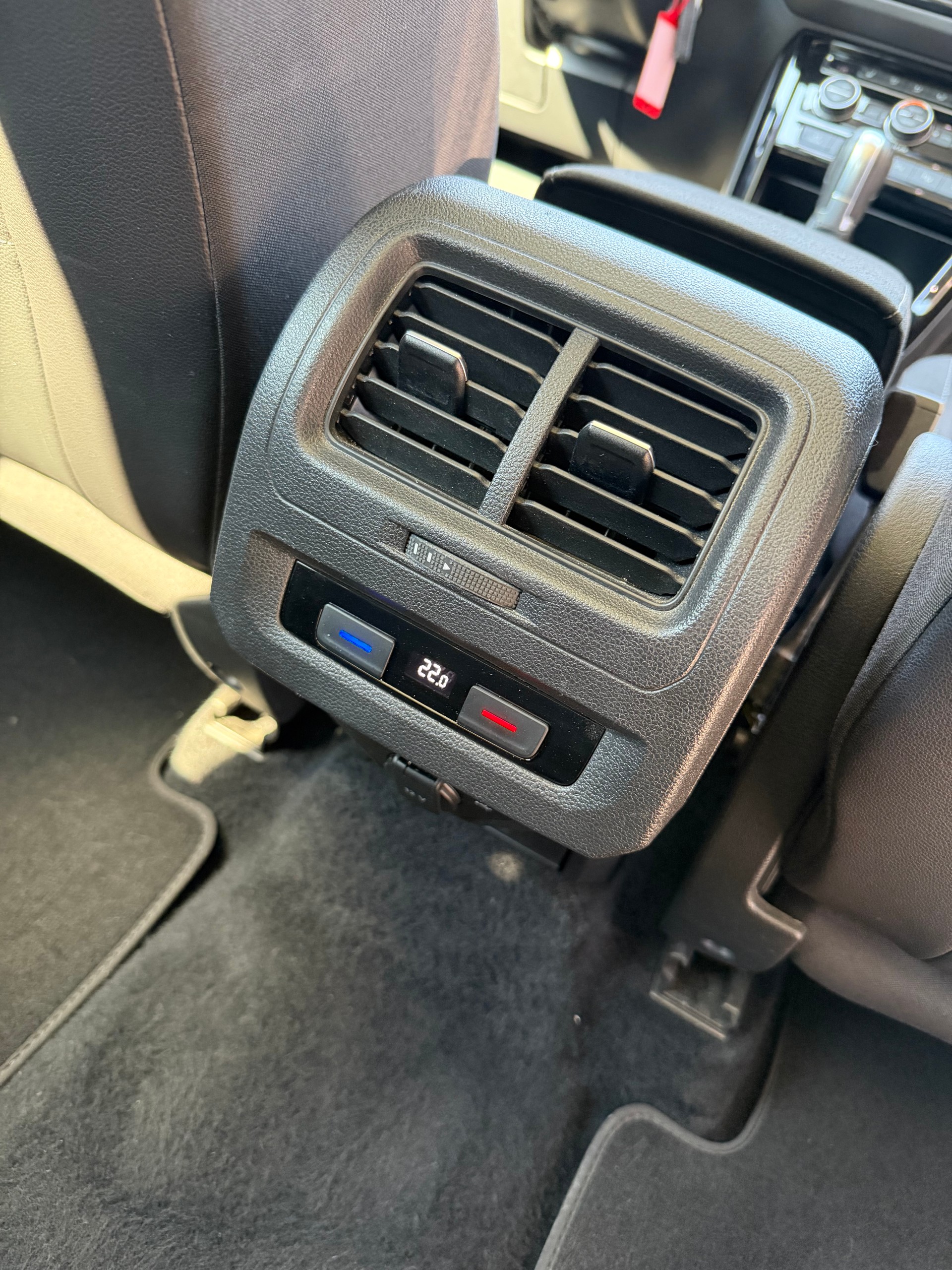 VW Touran 1.4 TSI BlueMotion Technology Highline-image-7