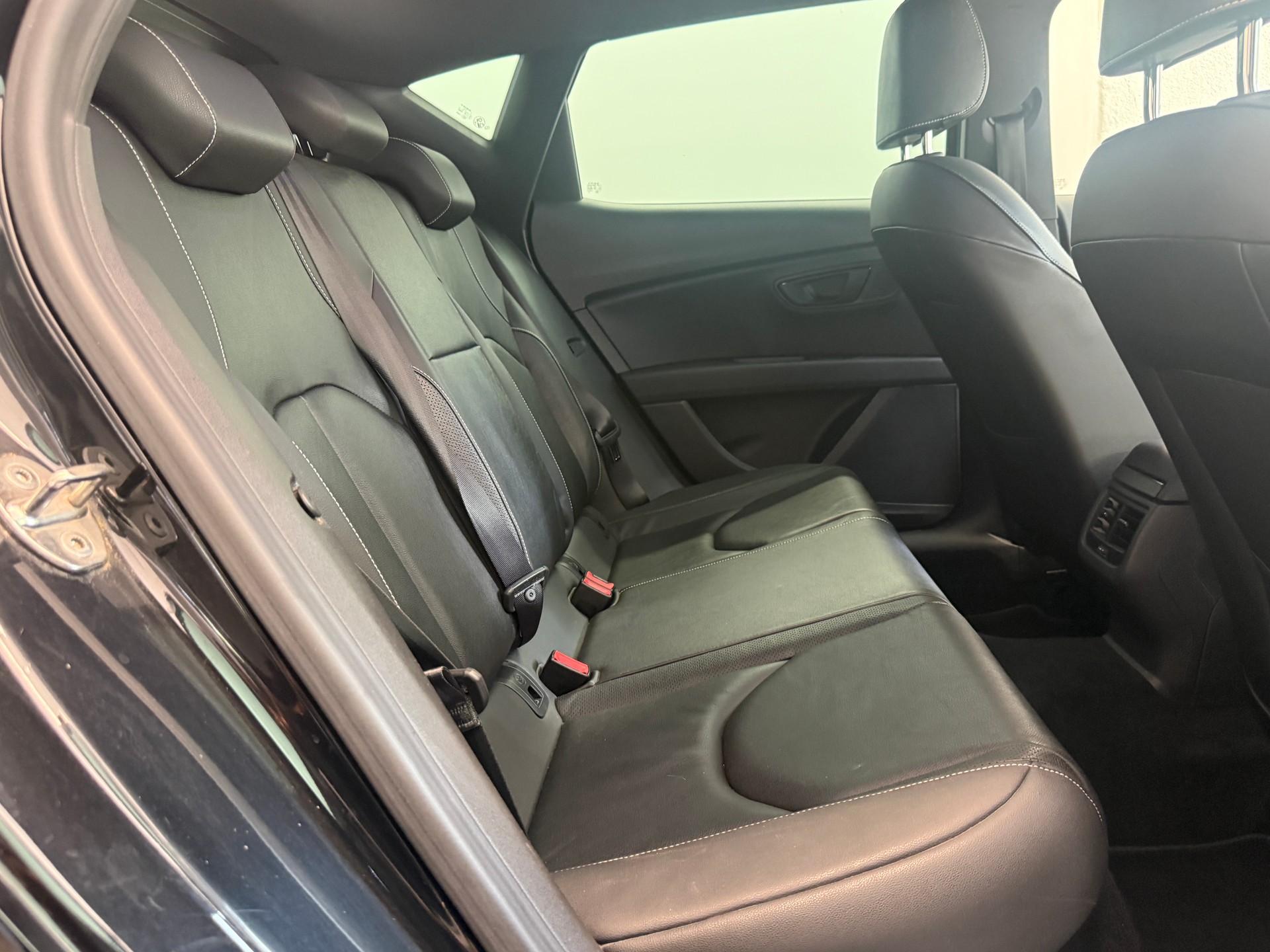 SEAT Leon 2.0 TSI Cupra 280 DSG Ab 195.- pro Monat-image-17