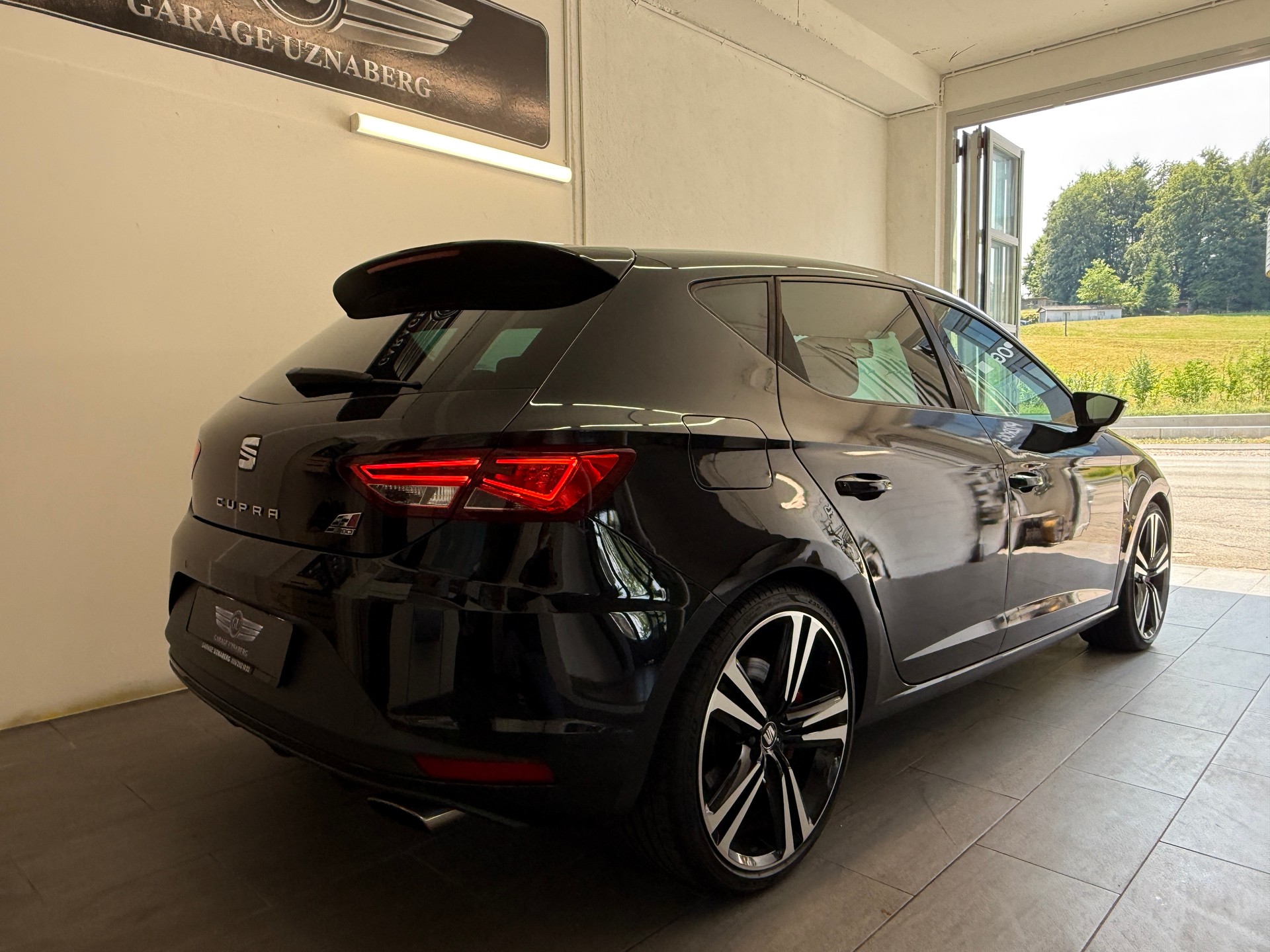 SEAT Leon 2.0 TSI Cupra 280 DSG Ab 195.- pro Monat-image-4