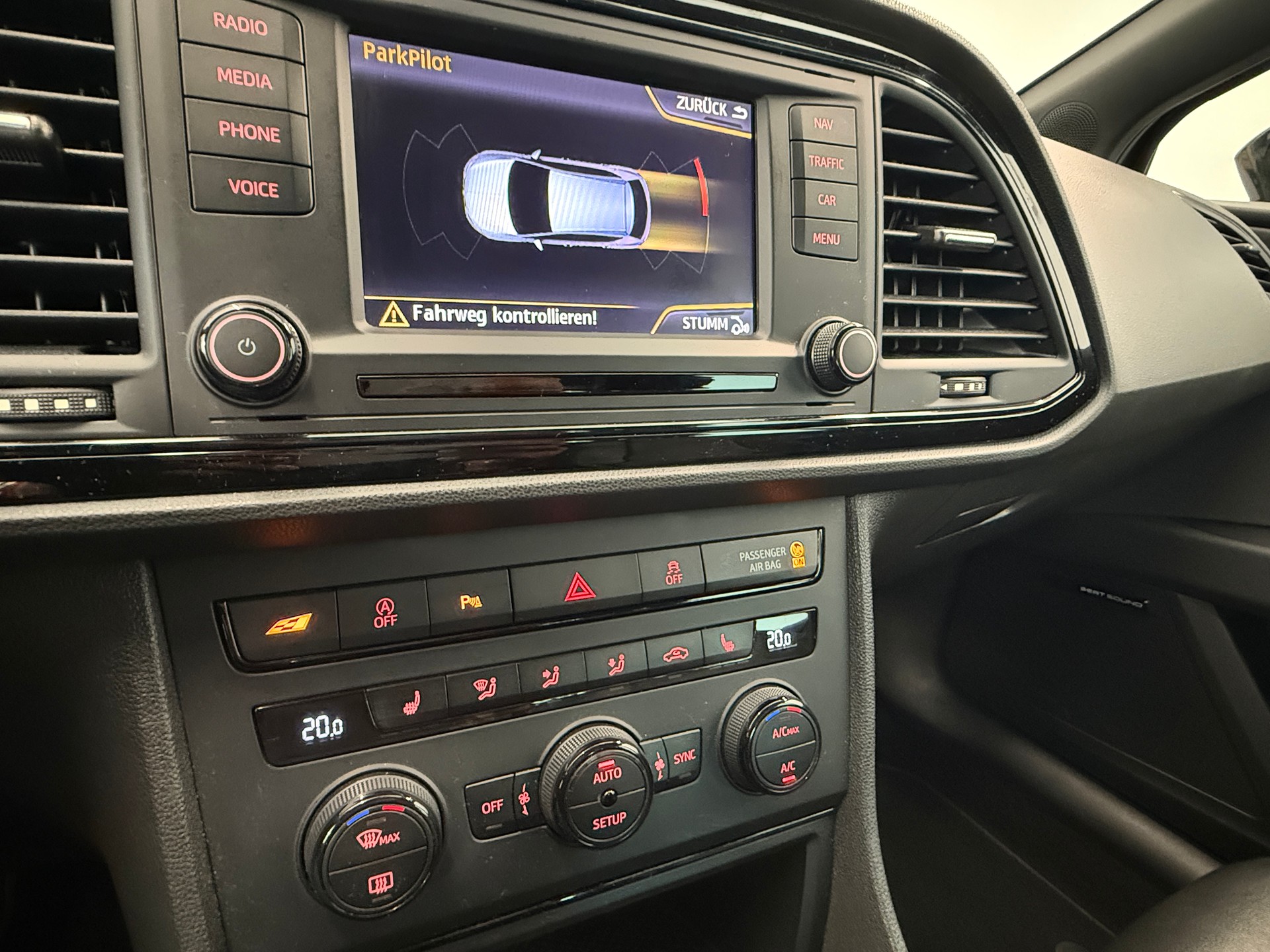 SEAT Leon 2.0 TSI Cupra 280 DSG Ab 195.- pro Monat-image-14