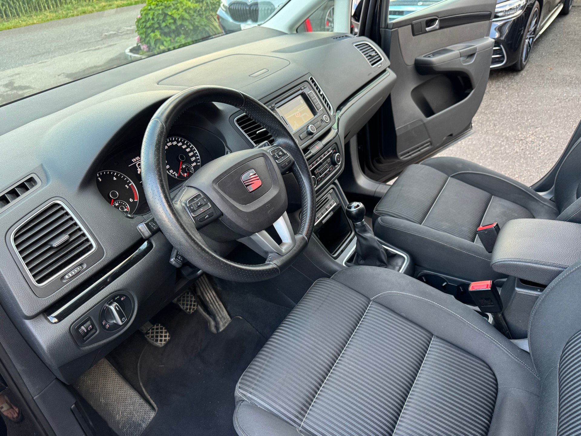 SEAT Alhambra 2.0 TDI Style 4x4-image-14