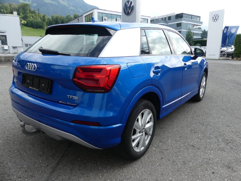 AUDI Q2 1.4 TFSI sport S-tronic-showroom-element-3