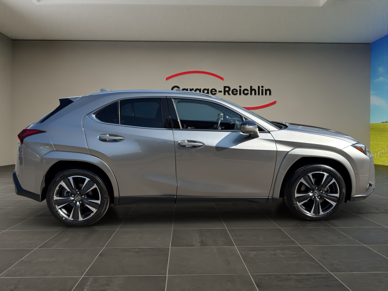 LEXUS UX 300h excellence AWD-image-5