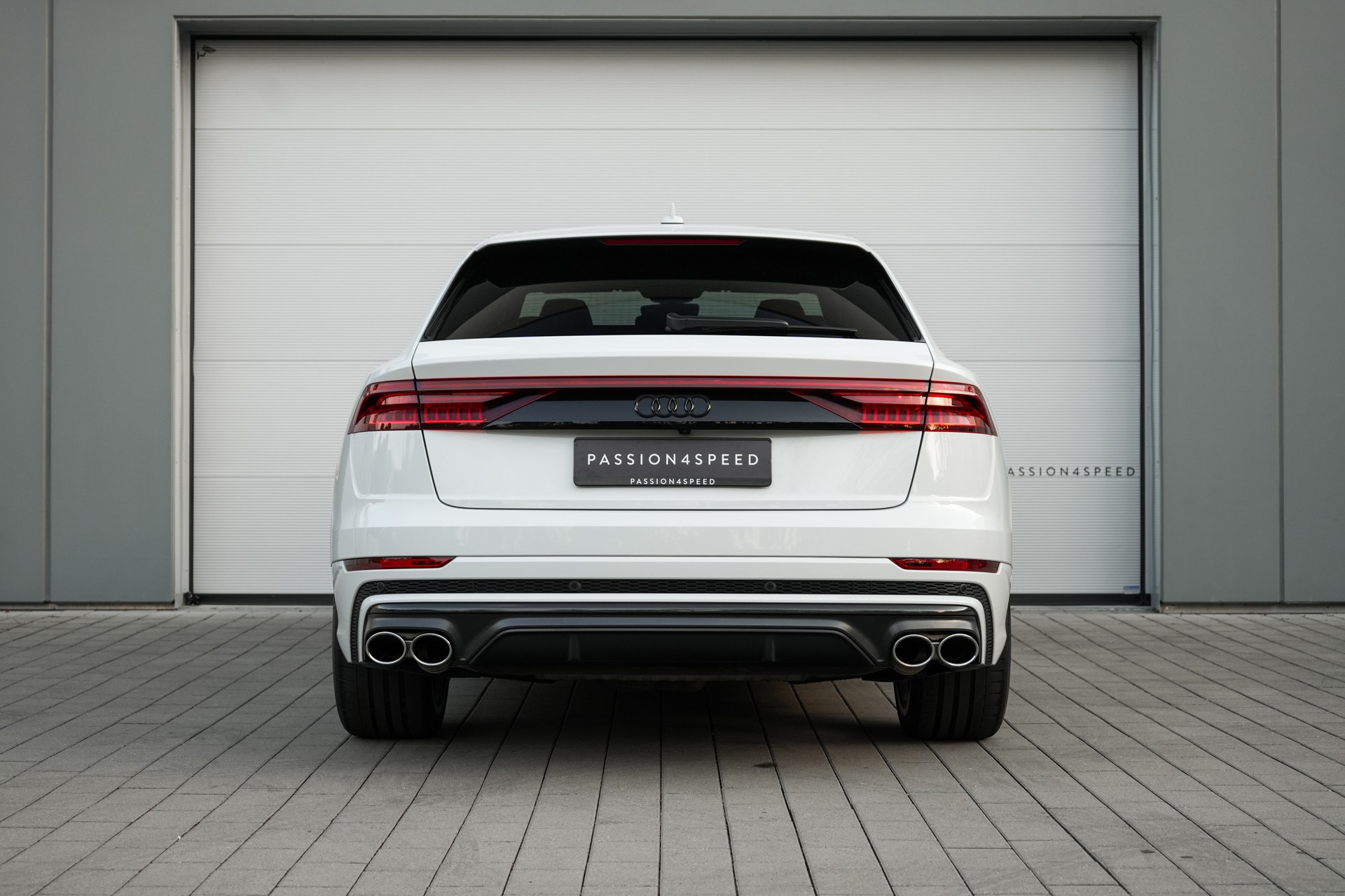 AUDI SQ8 Competition TFSI quattro tiptronic-showroom-element-3
