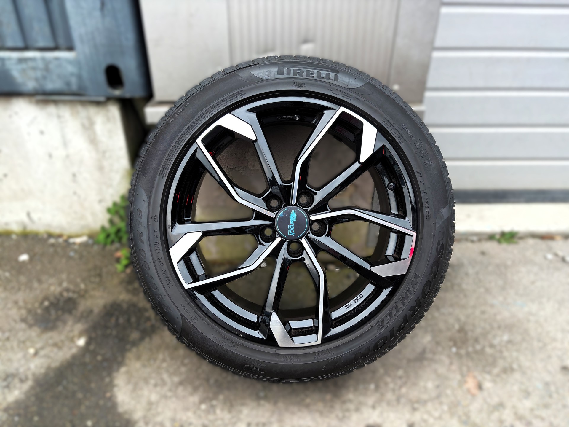 MERCEDES-BENZ GLB❗35 AMG❗4Matic 8G-Tronic ✅CH-Fahrzeug & Frisch ab Service✅-image-10