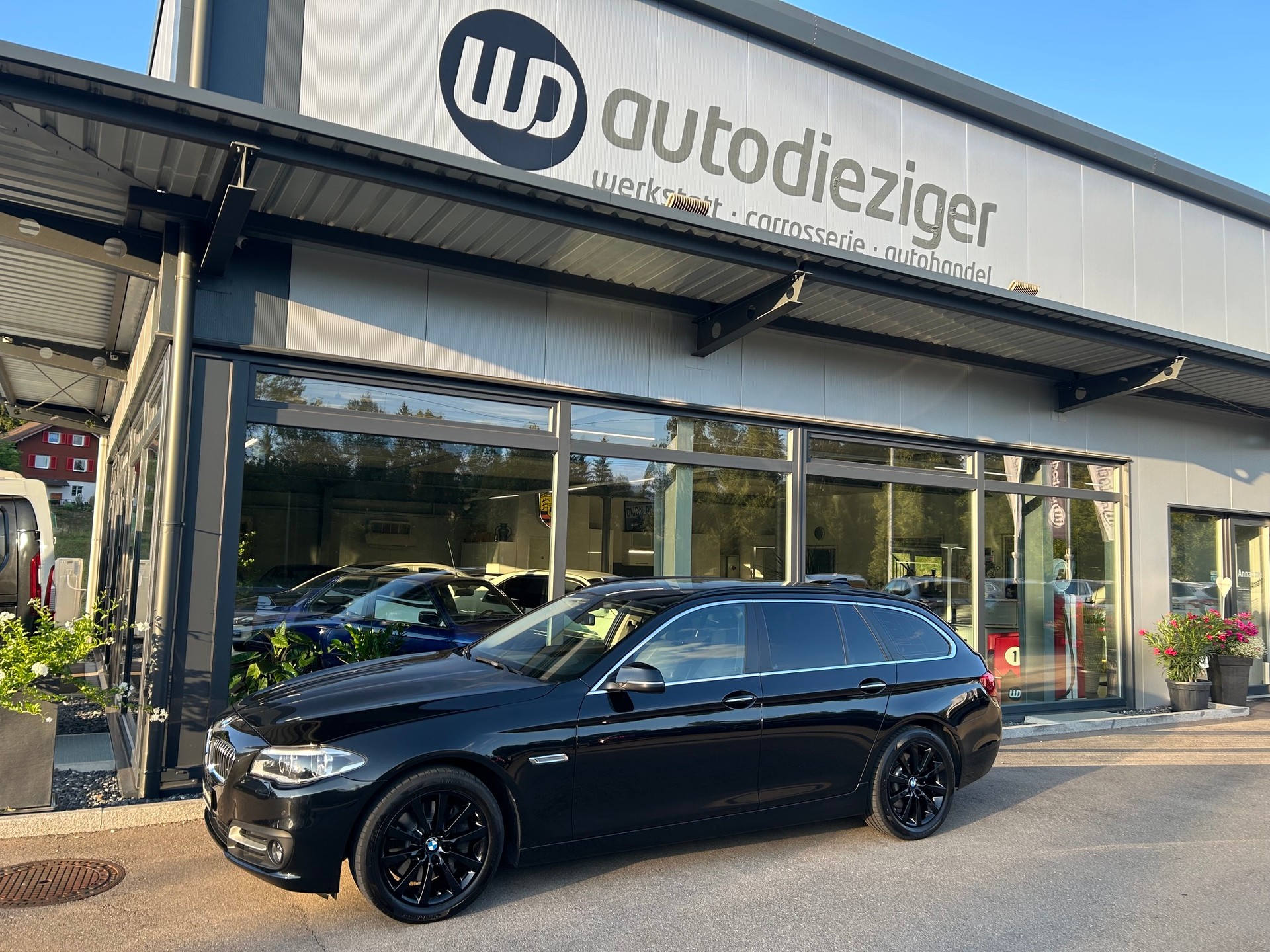BMW 528i Touring xDrive Steptronic