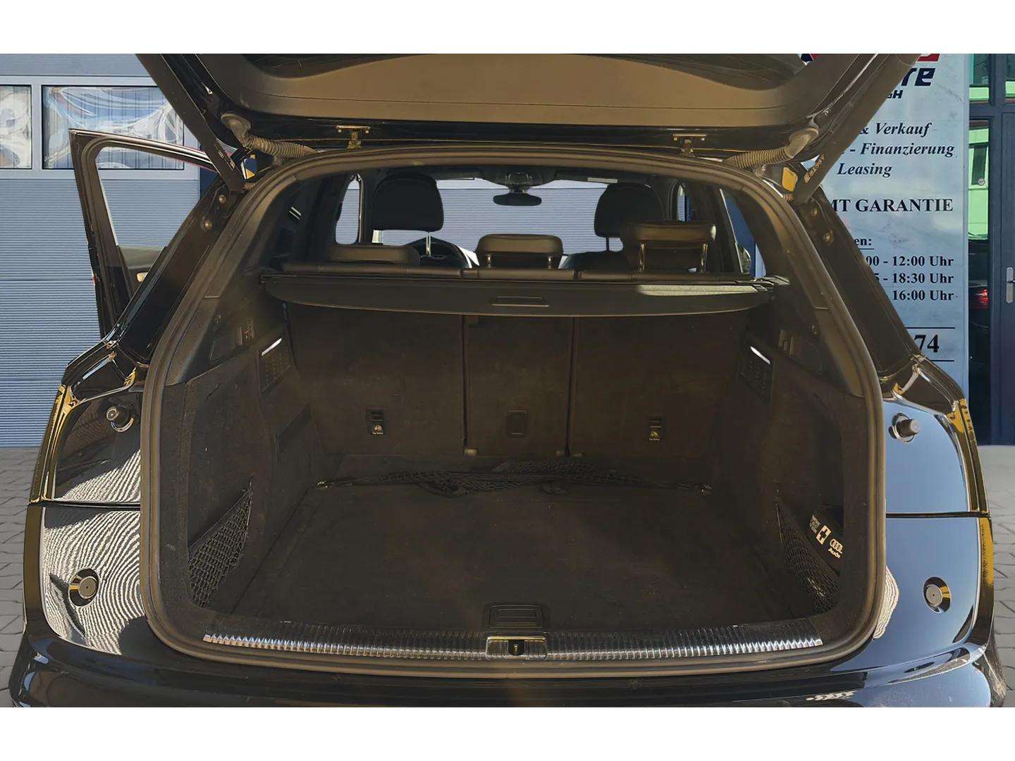 AUDI Q5 40 TDI Black Edition quattro S-tronic S line mit Werksgarantie & AHK + B&O Soundsystem-image-14