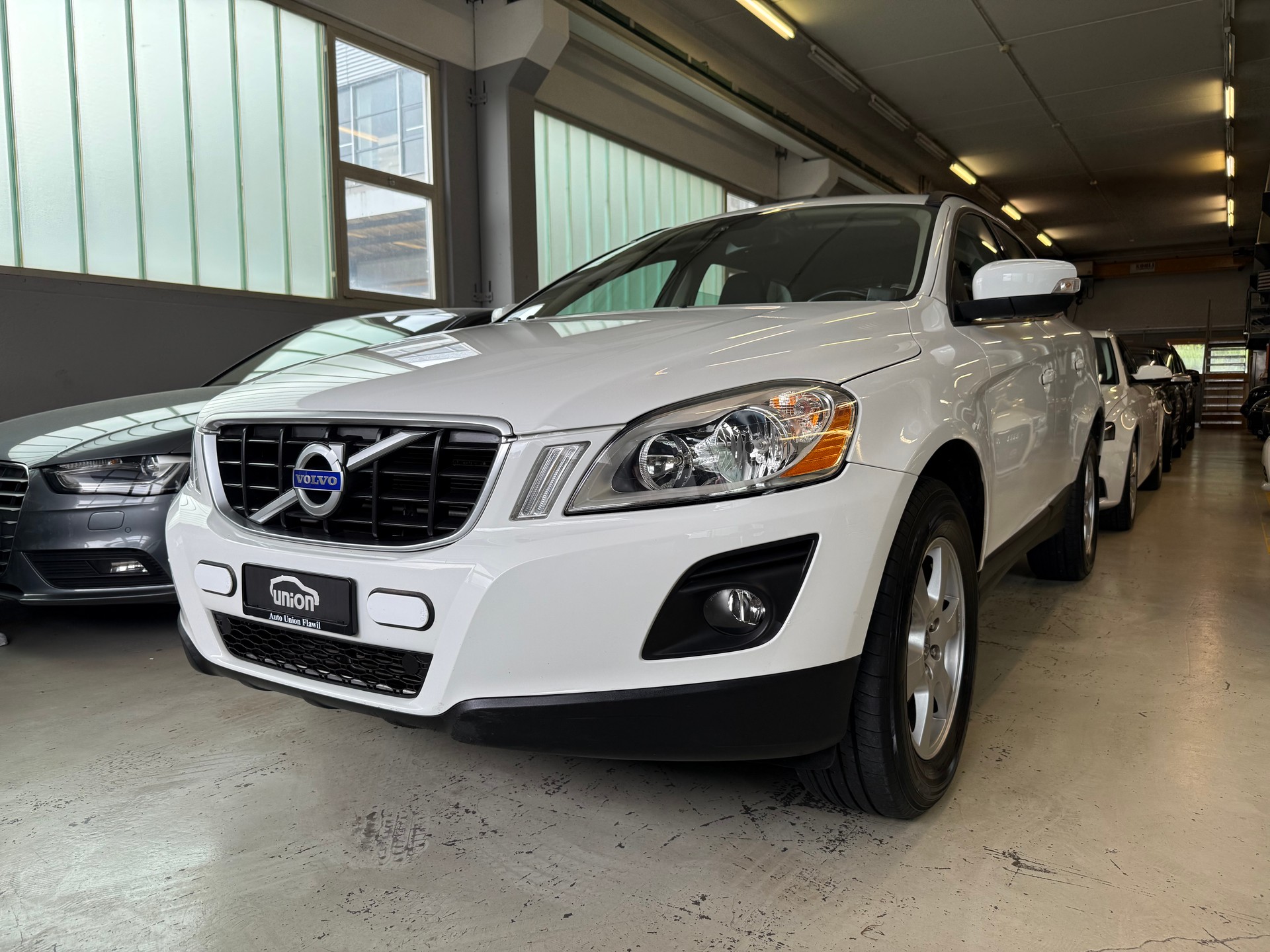 VOLVO XC60 D5 AWD Kinetic Geartronic