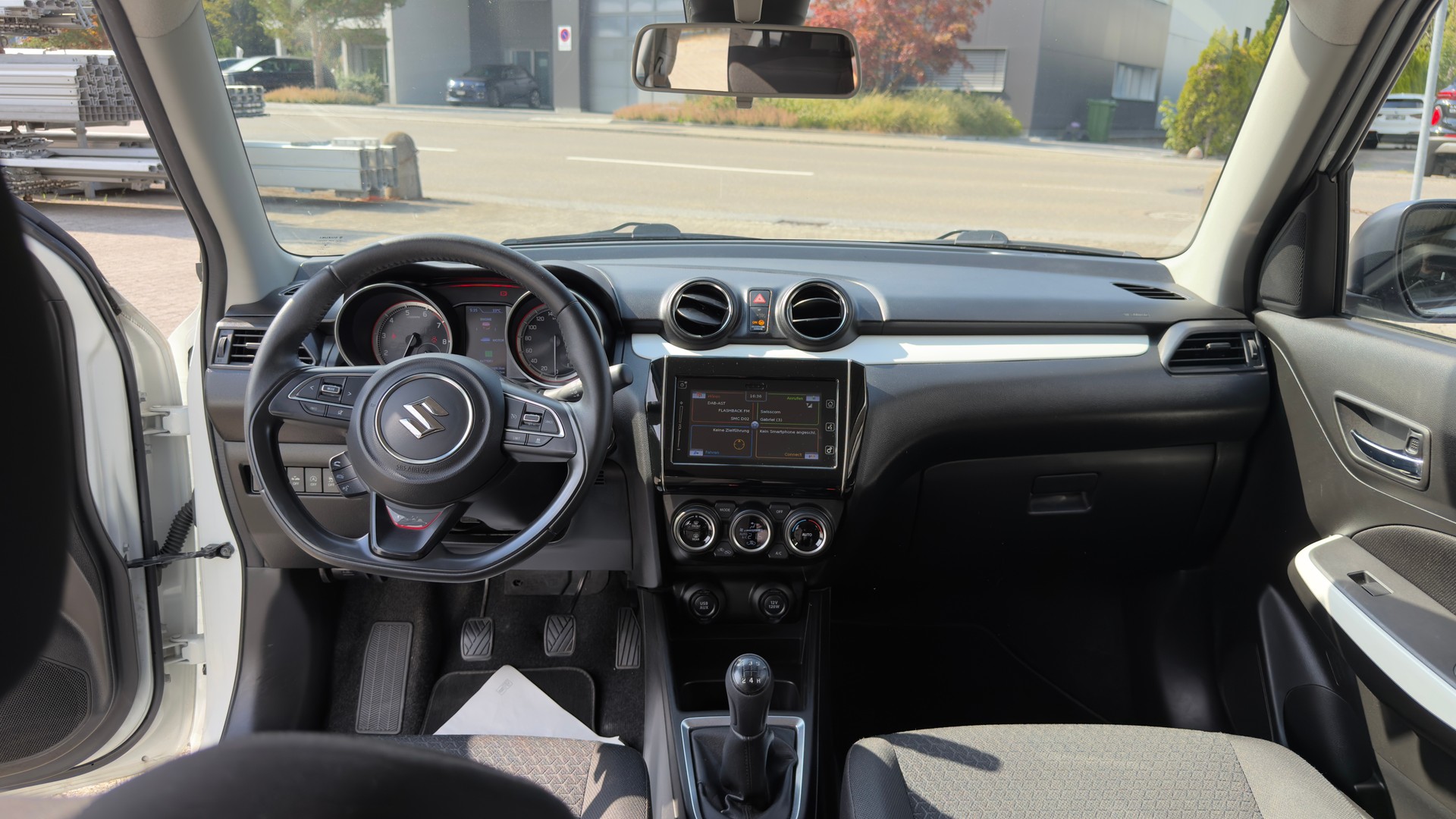 SUZUKI Swift 1.2i 16V SHVS Piz Sulai Top Hybrid Allgri4x4-image-14