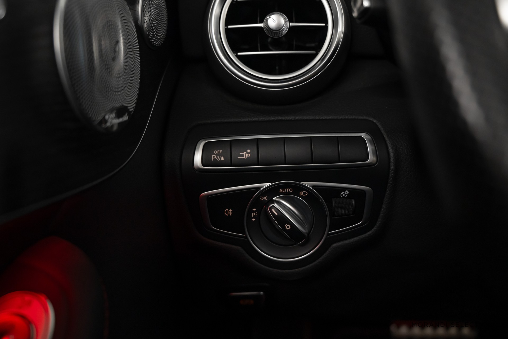 MERCEDES-BENZ C 43 AMG 4matic Cabriolet-image-19