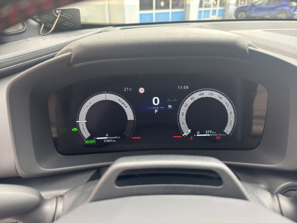 TOYOTA C-HR 2.0 HEV GR Sport 4x4-image-8