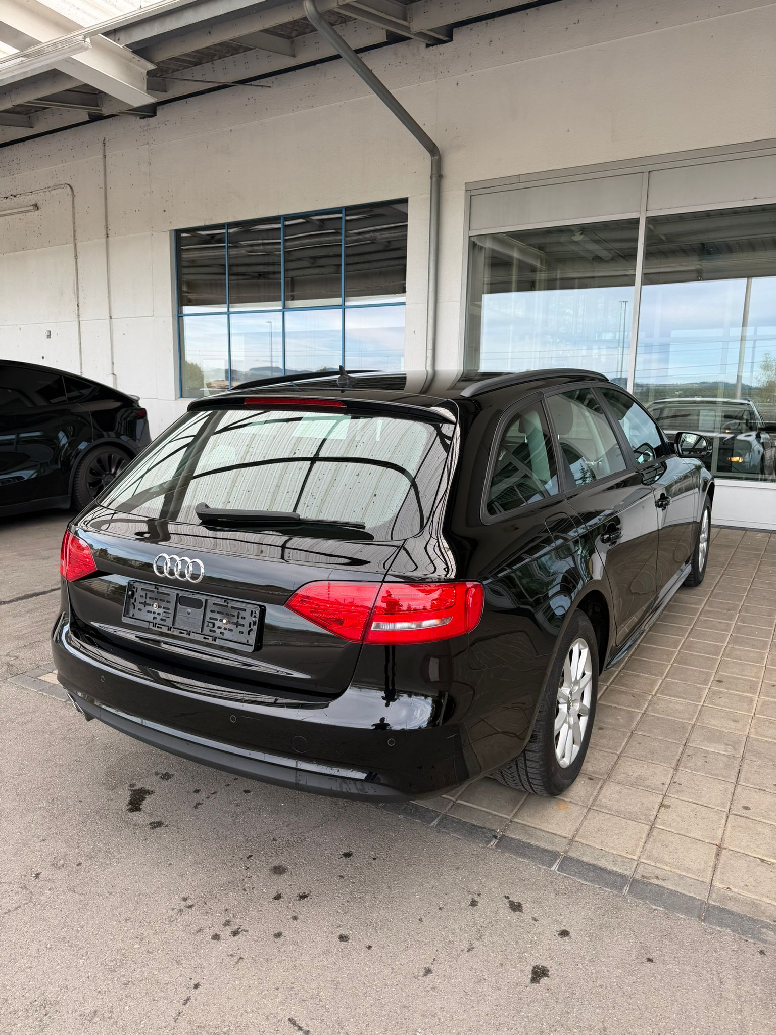 AUDI A4 Avant 2.0 TDI multitronic-image-3