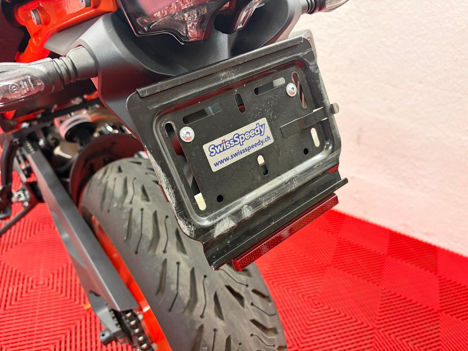 KTM 890 SMT-image-8